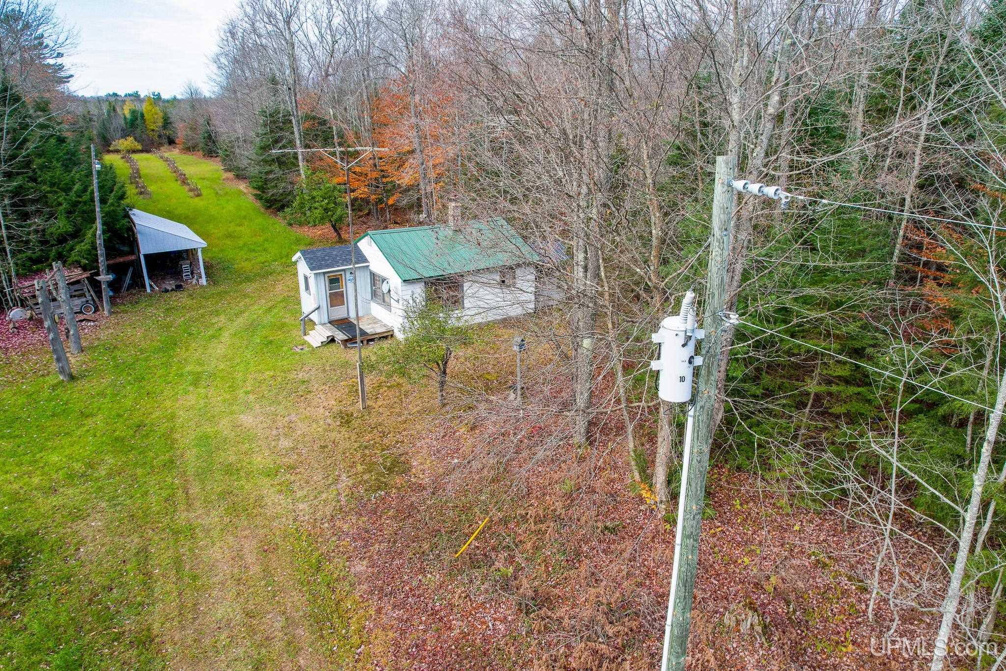 main property photo 33