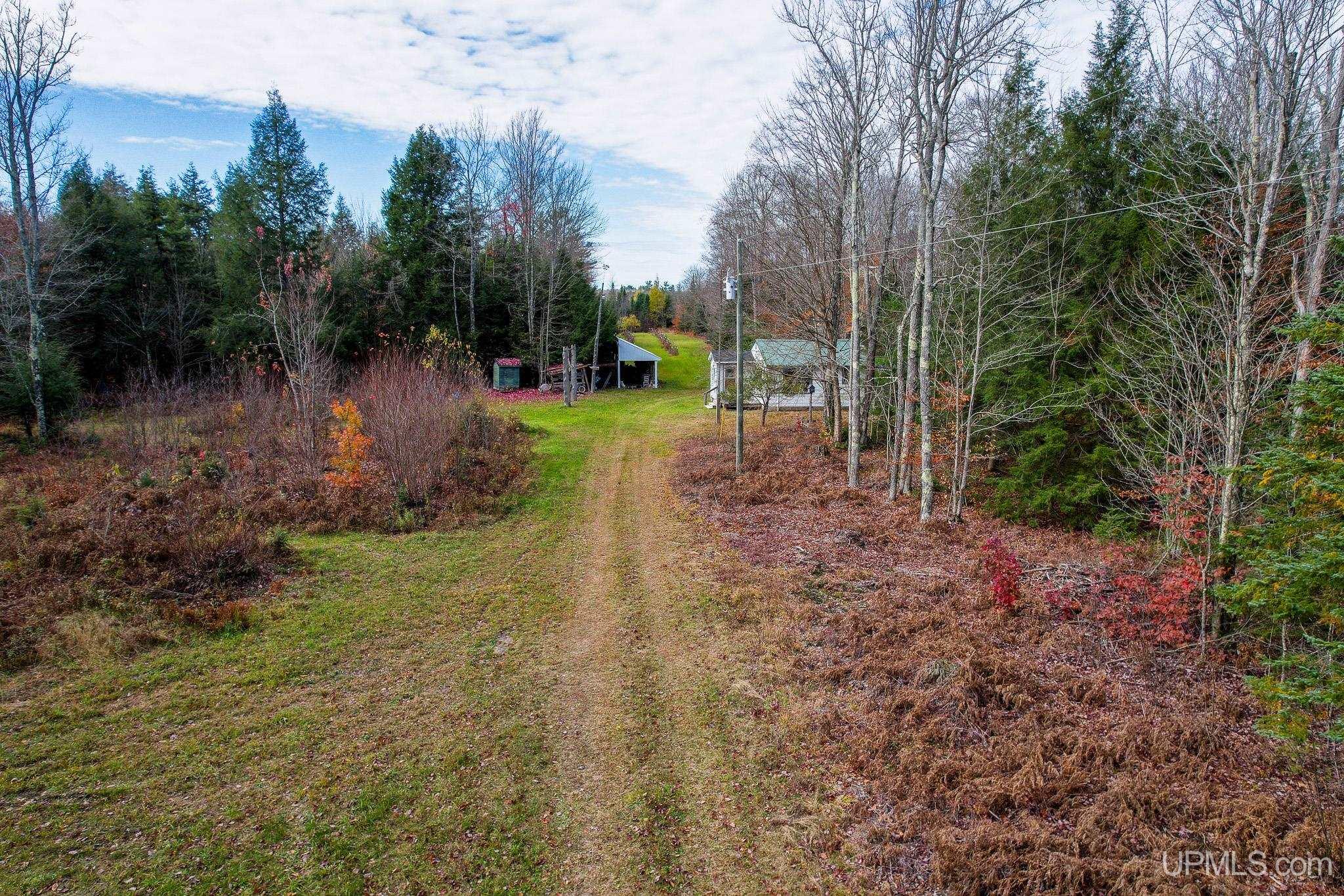 main property photo 18