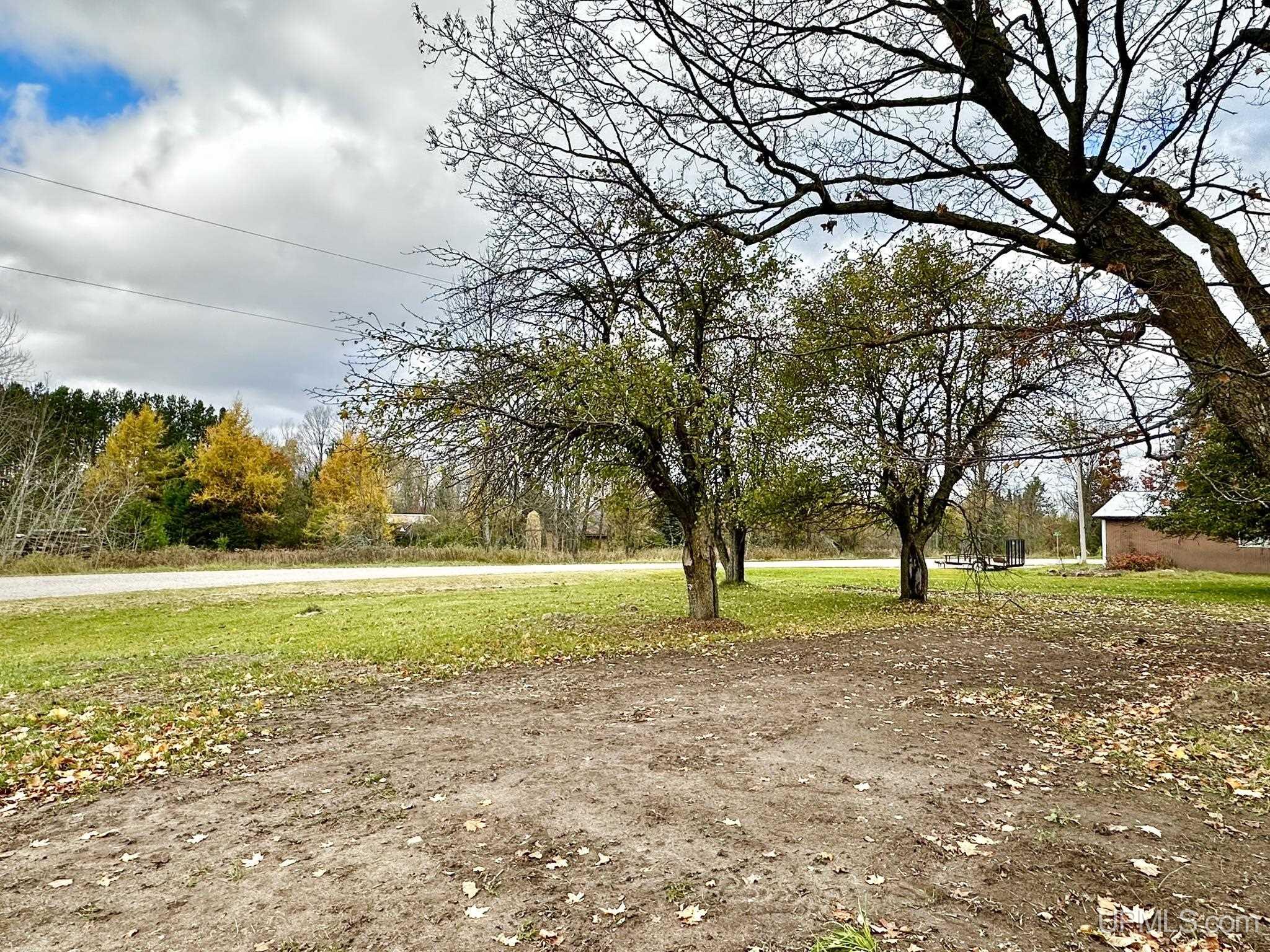 main property photo 15