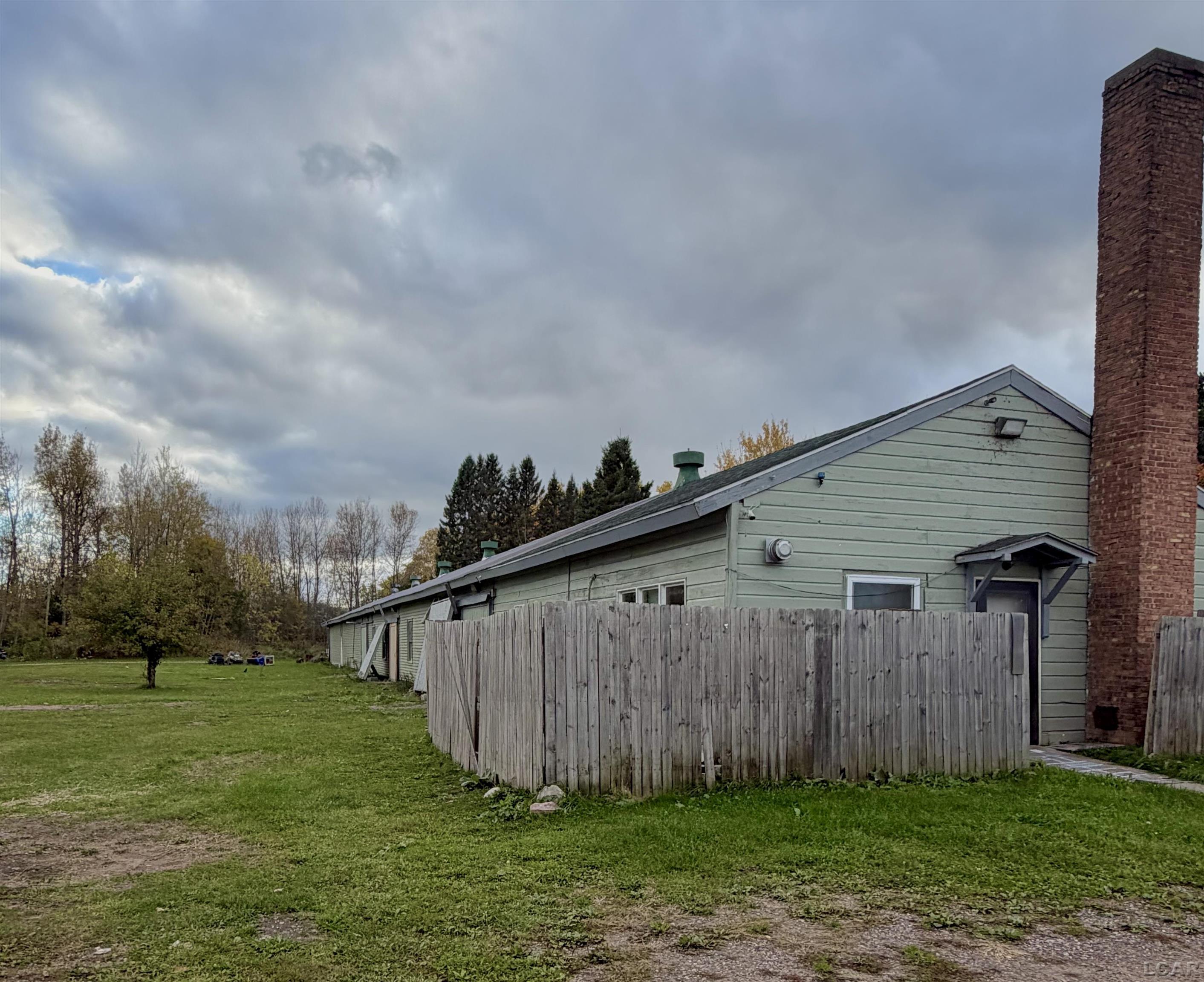 main property photo 0