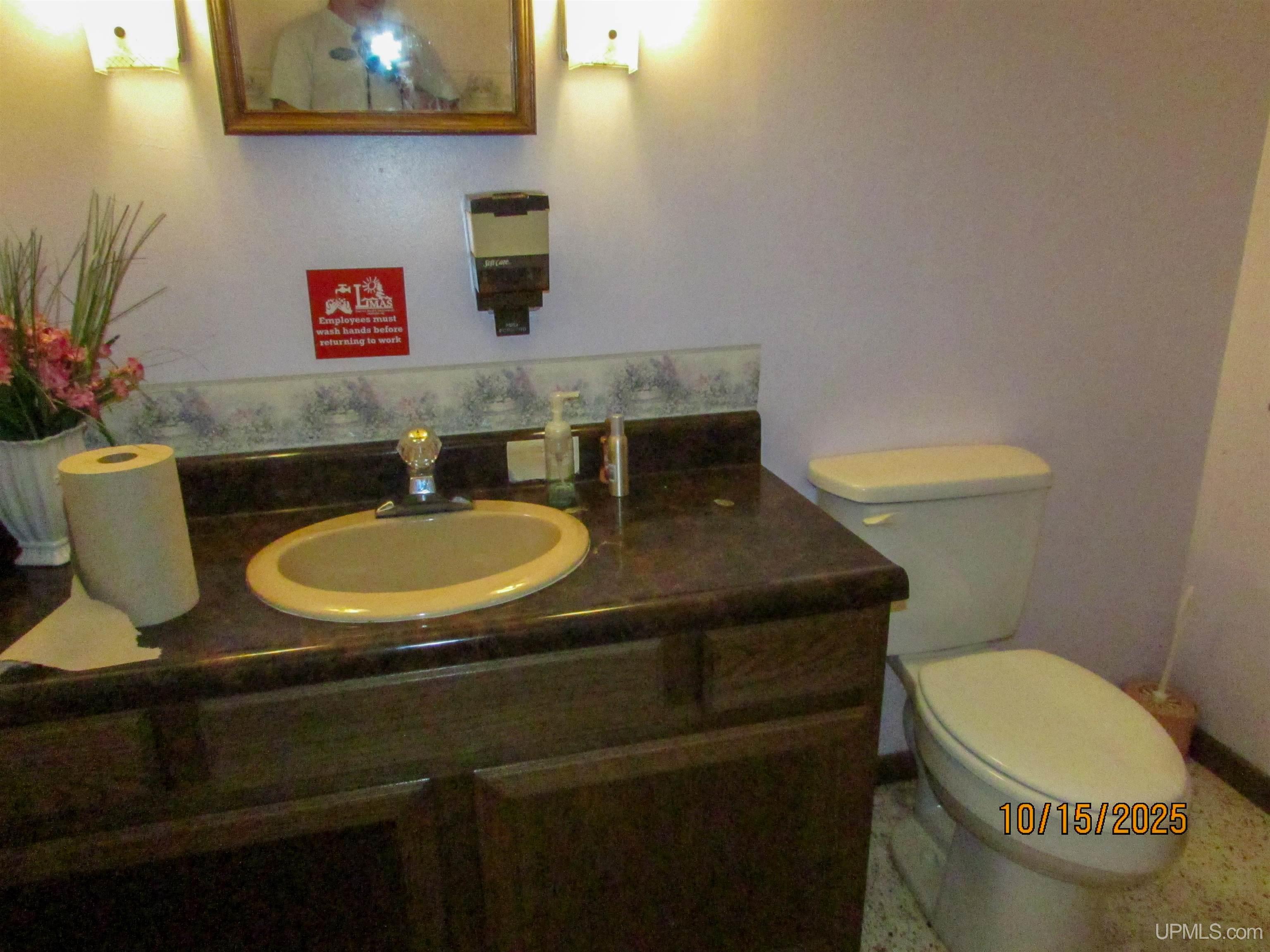 main property photo 14