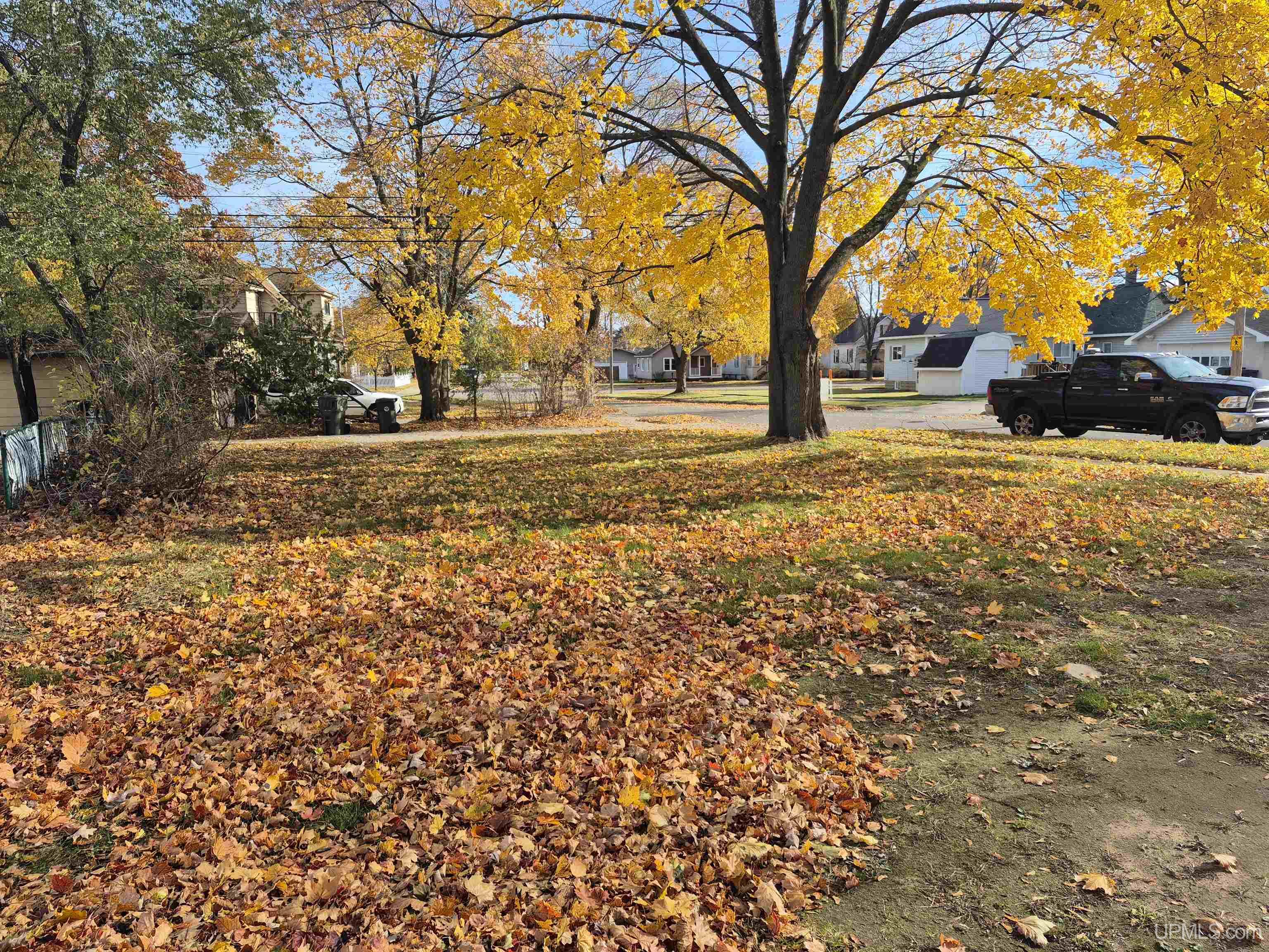 main property photo 9
