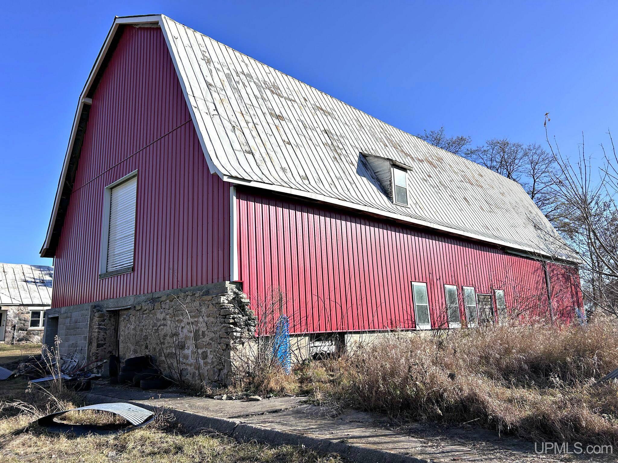 main property photo 54
