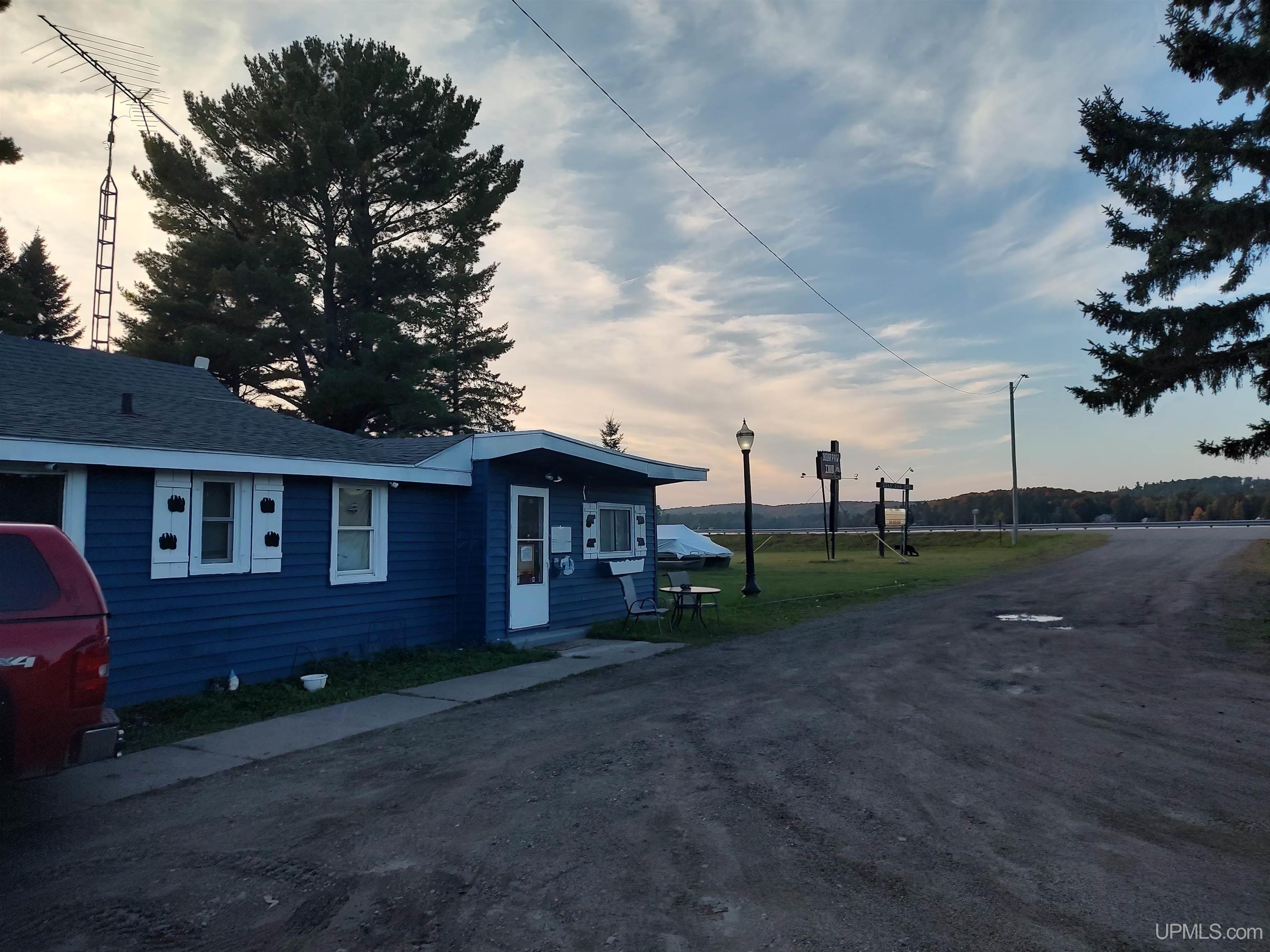 main property photo 10