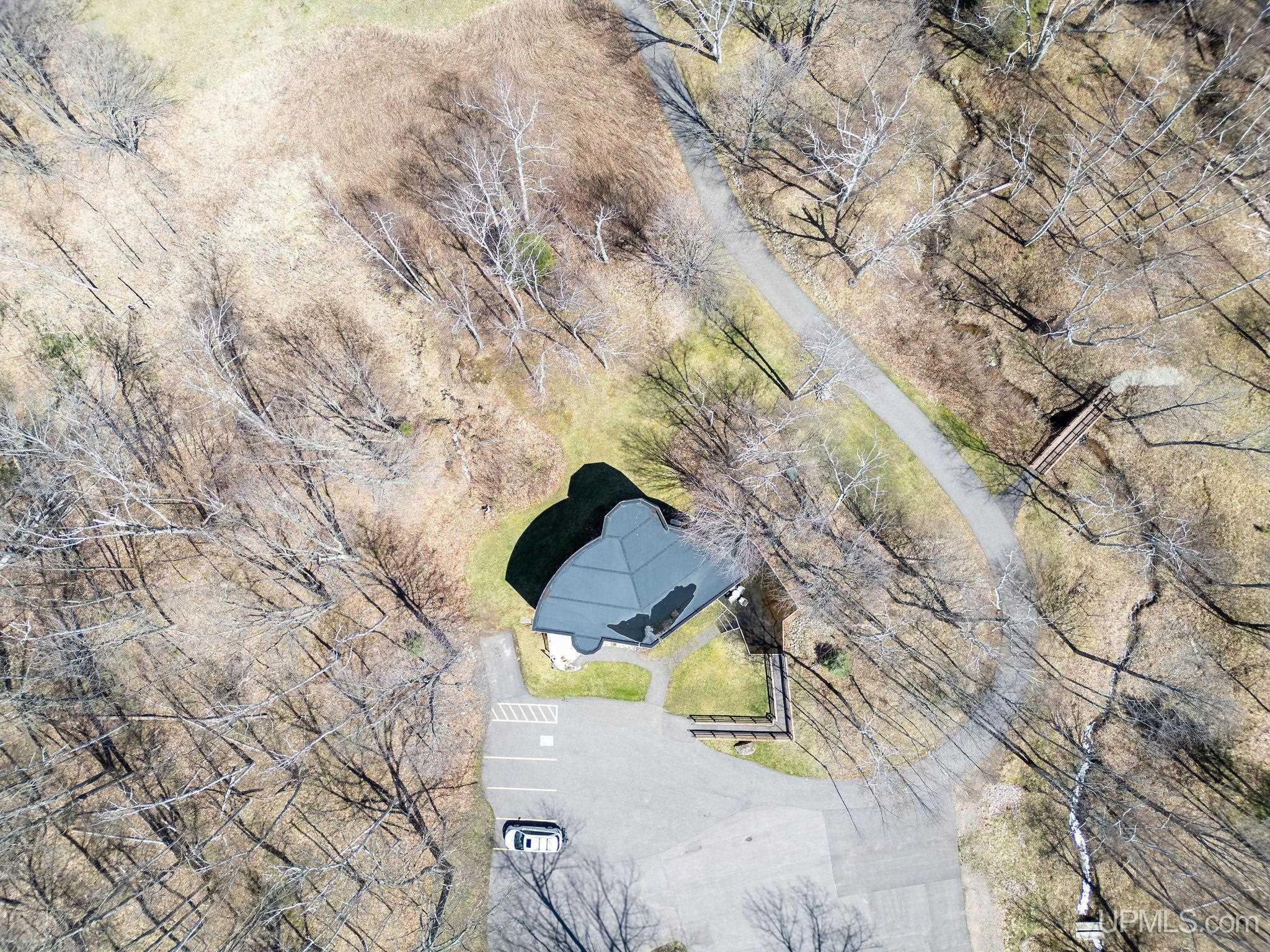 main property photo 47