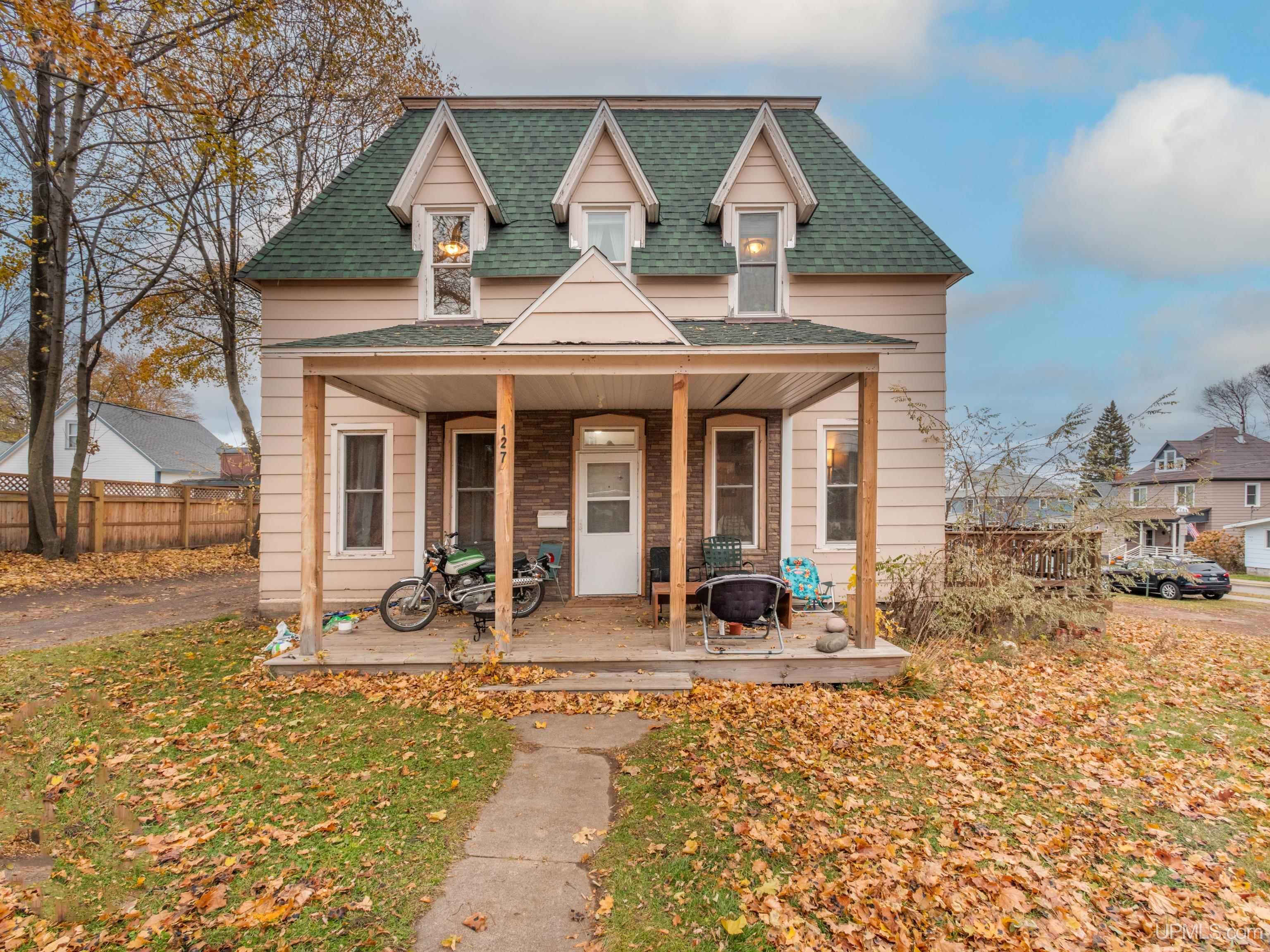 main property photo 19