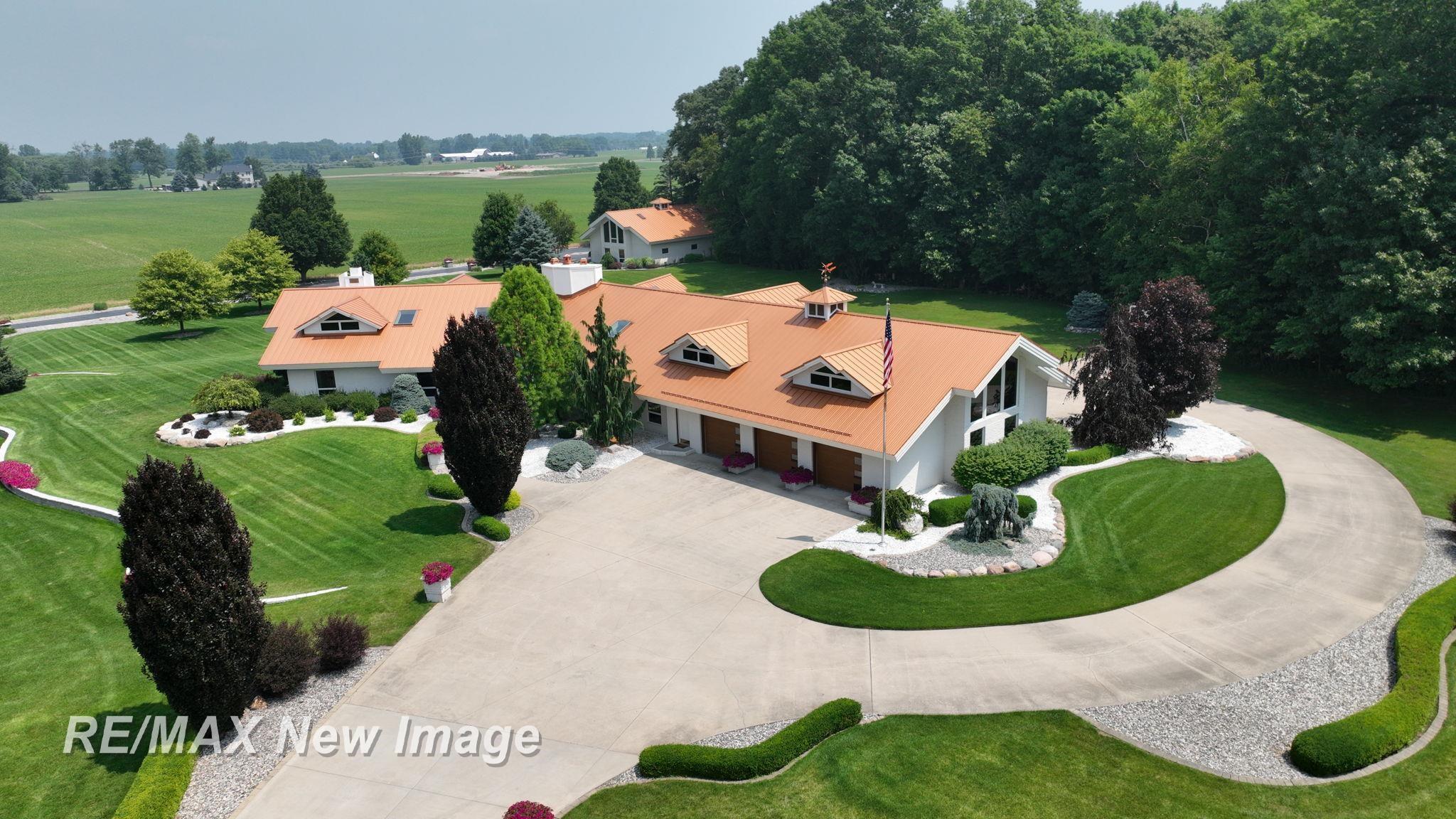 main property photo 17