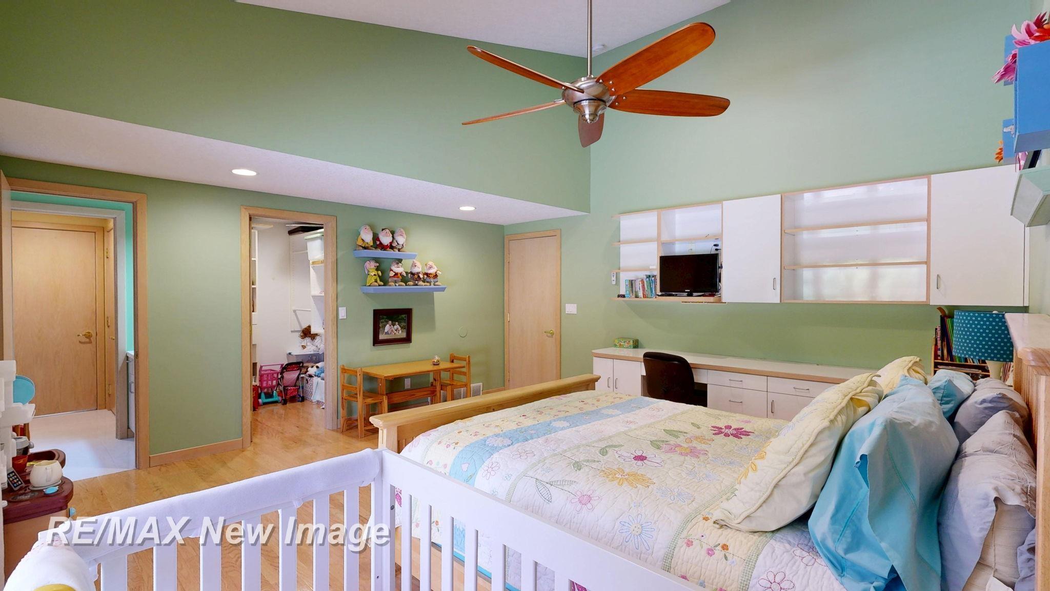 main property photo 57