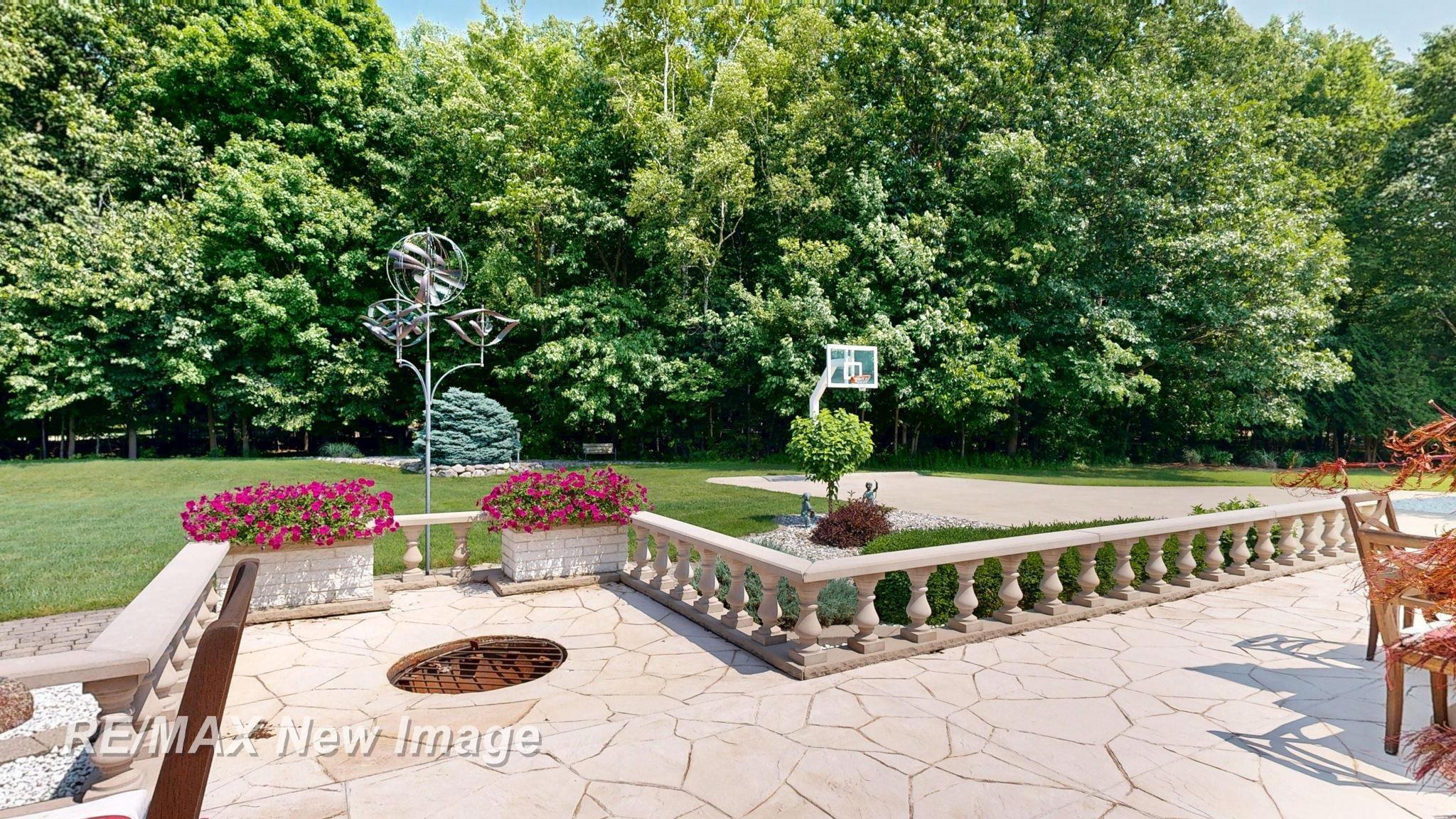 main property photo 67