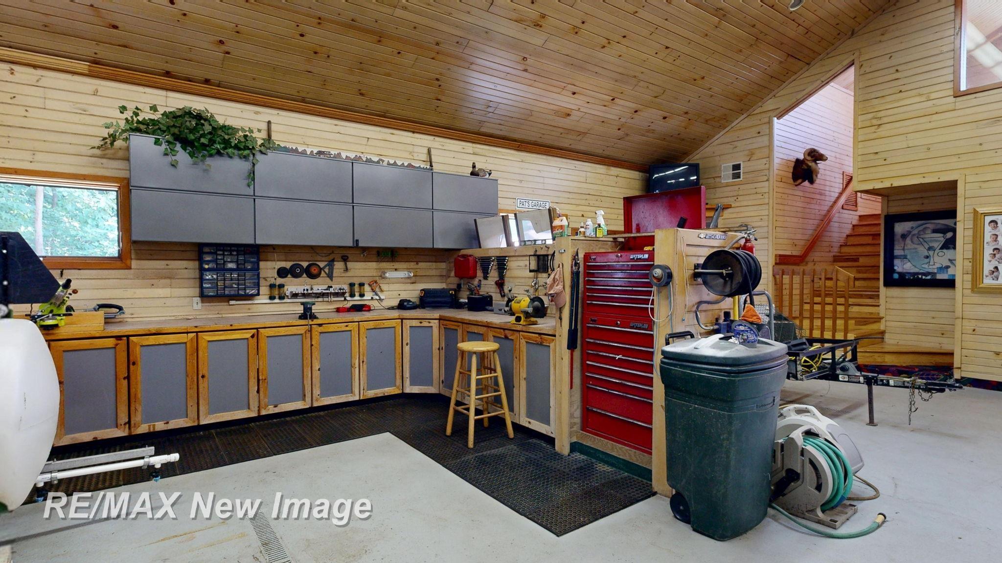 main property photo 79