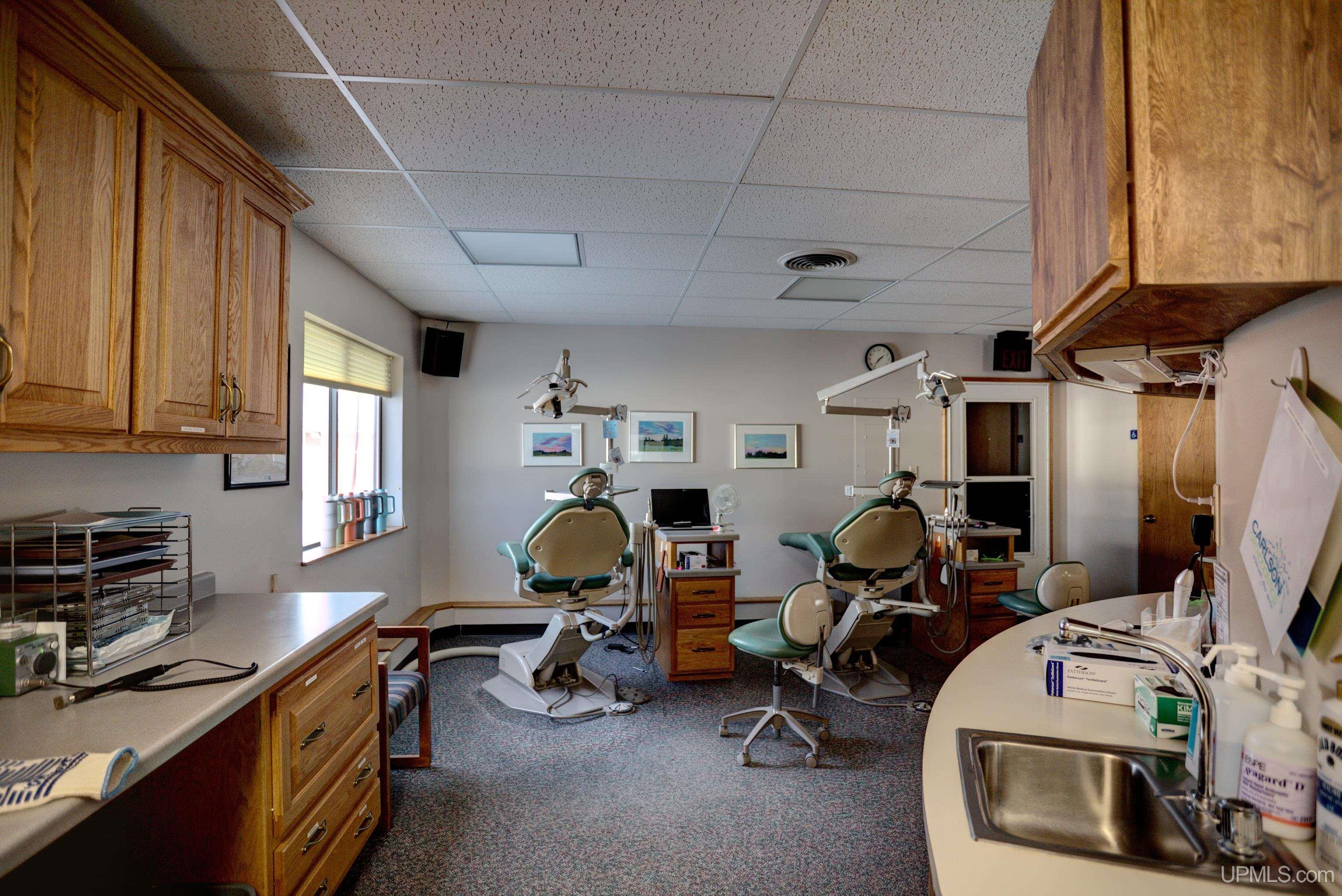 main property photo 10
