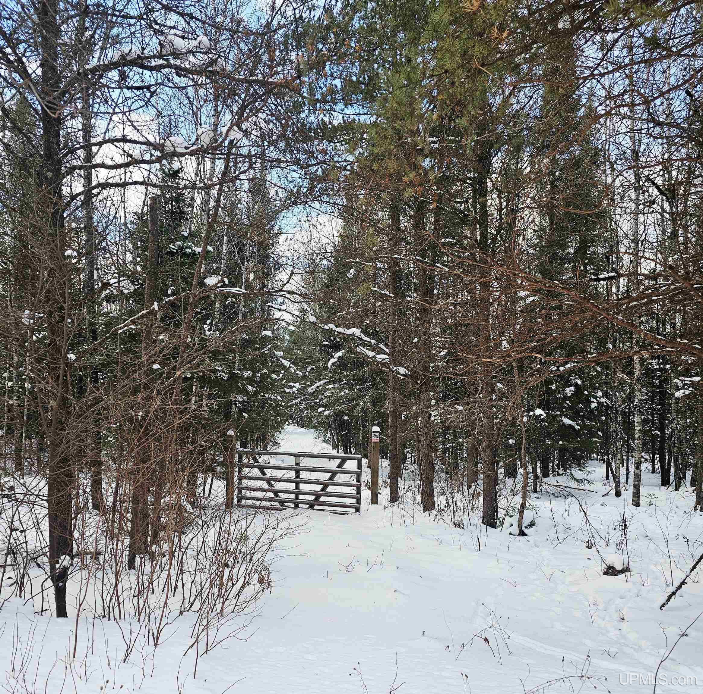 main property photo 24