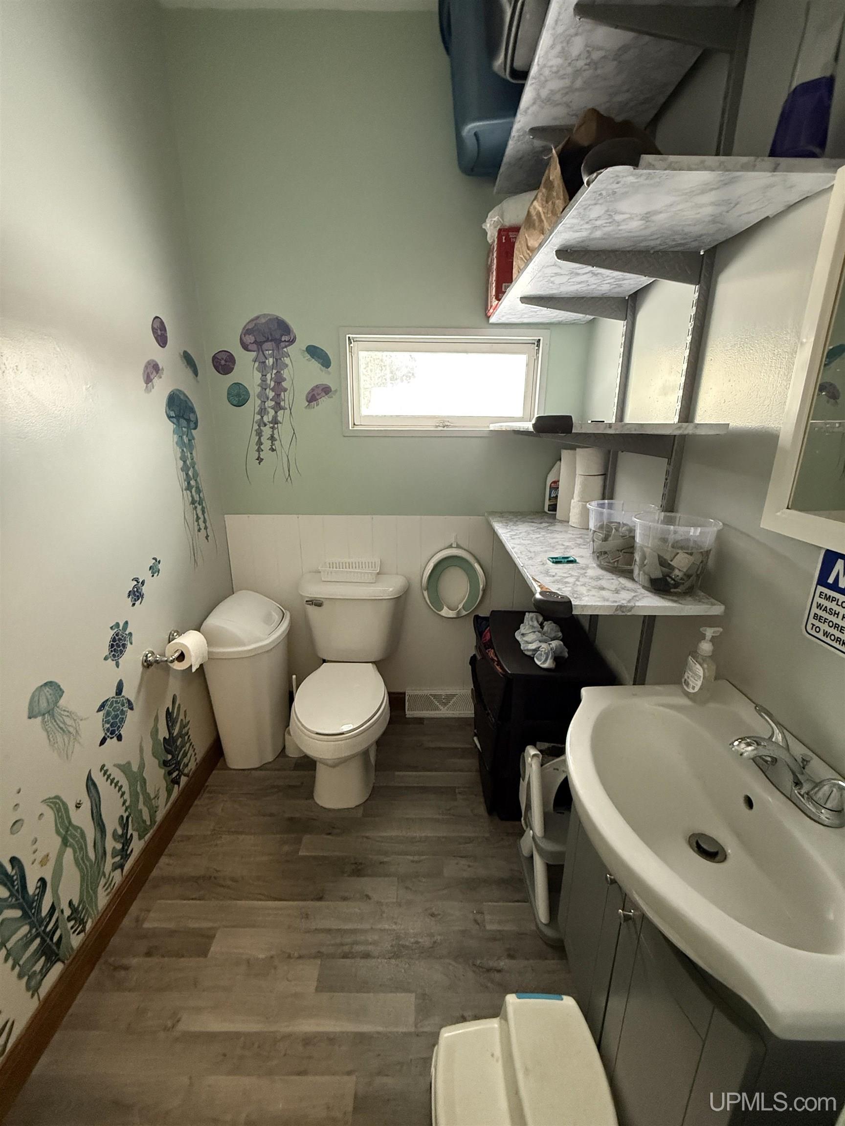 main property photo 7