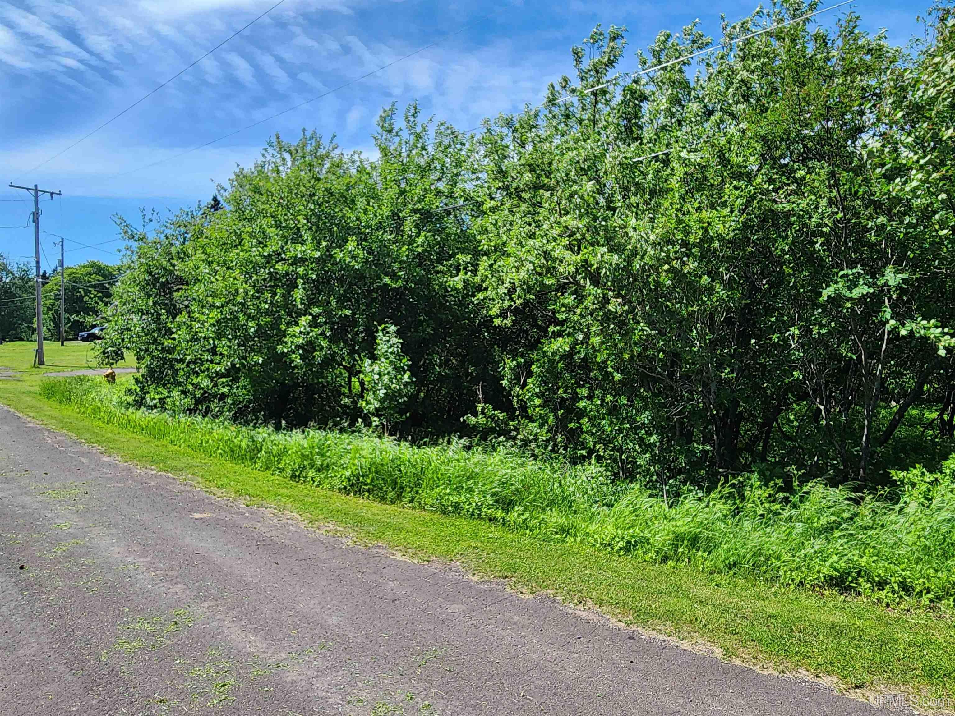 main property photo 11