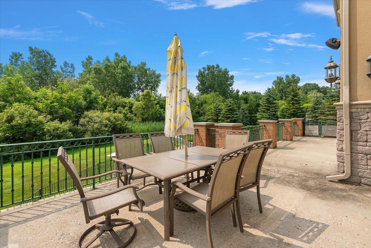 main property photo 80