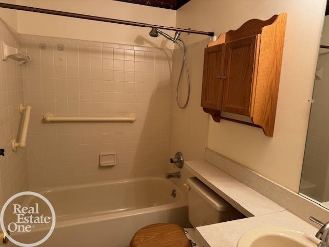 main property photo 11