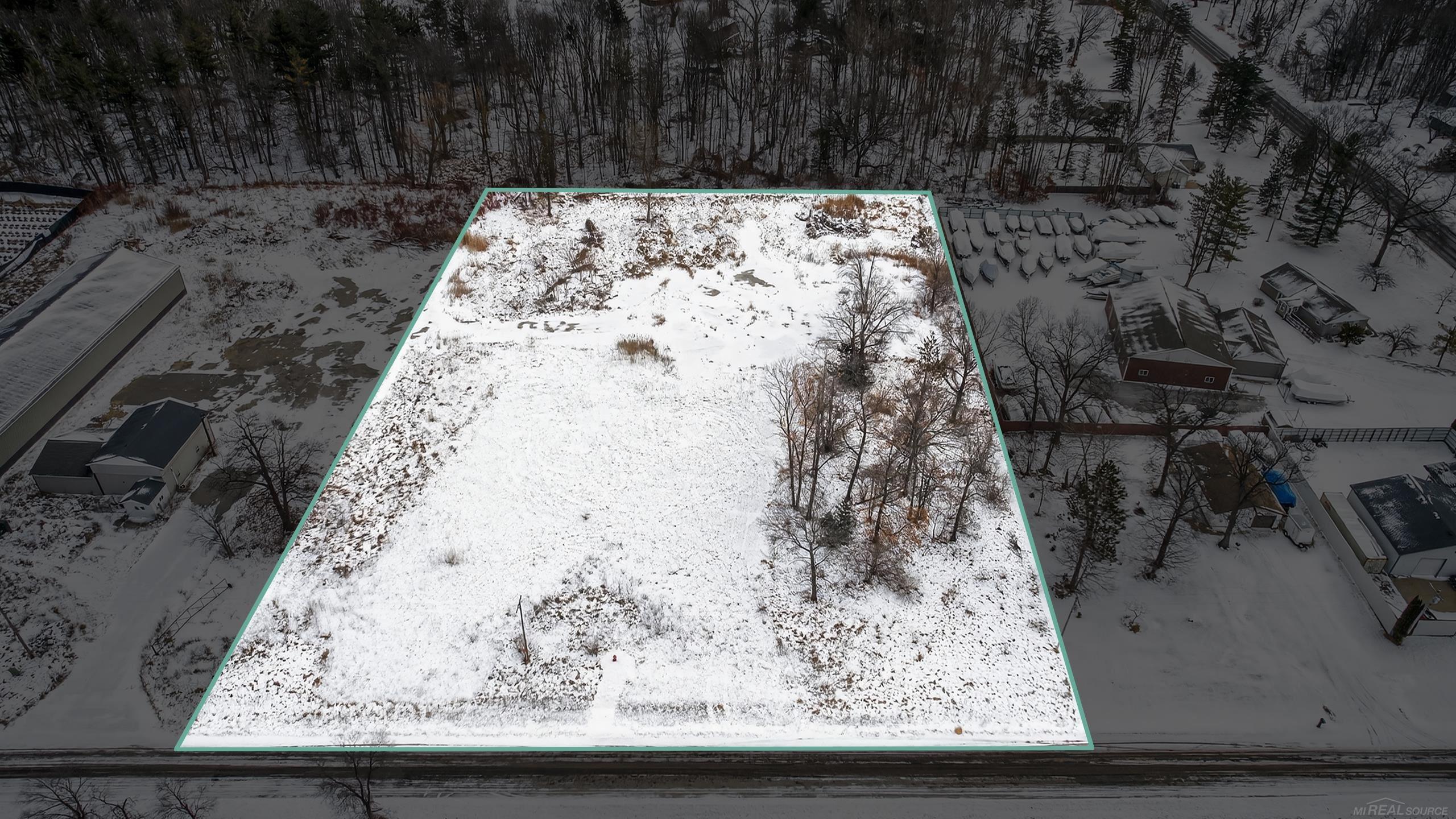 main property photo 9
