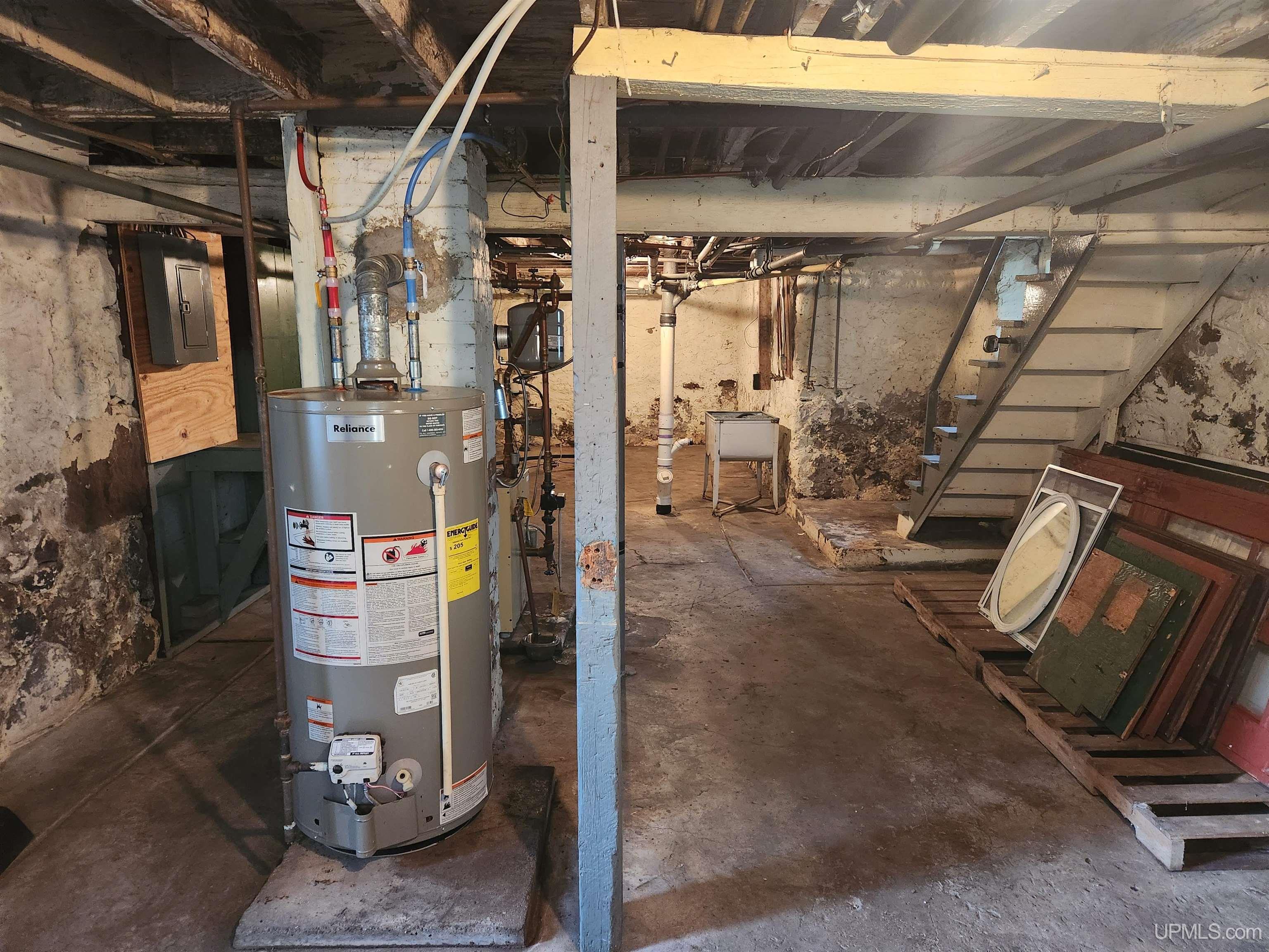 main property photo 49