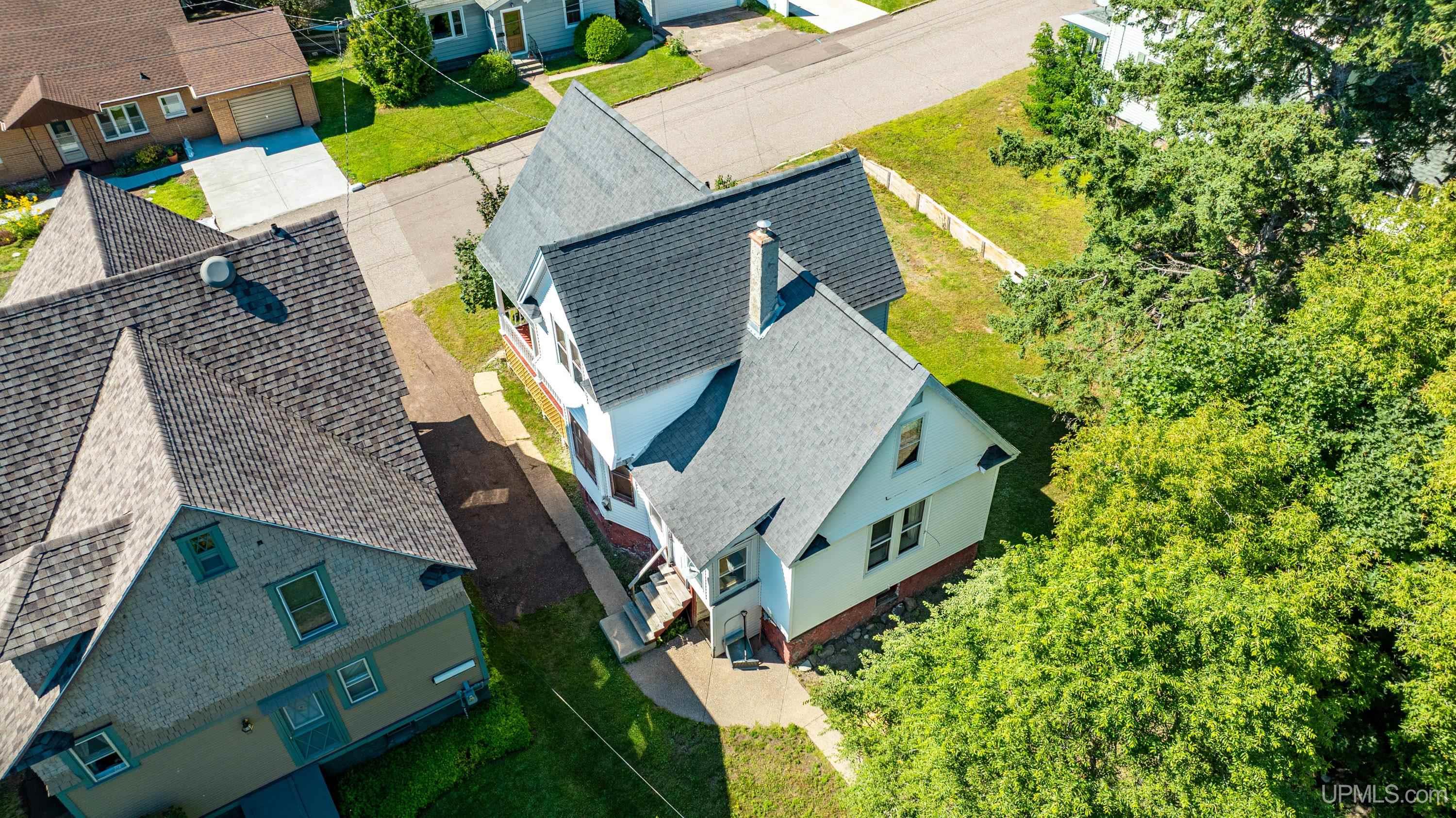 main property photo 60