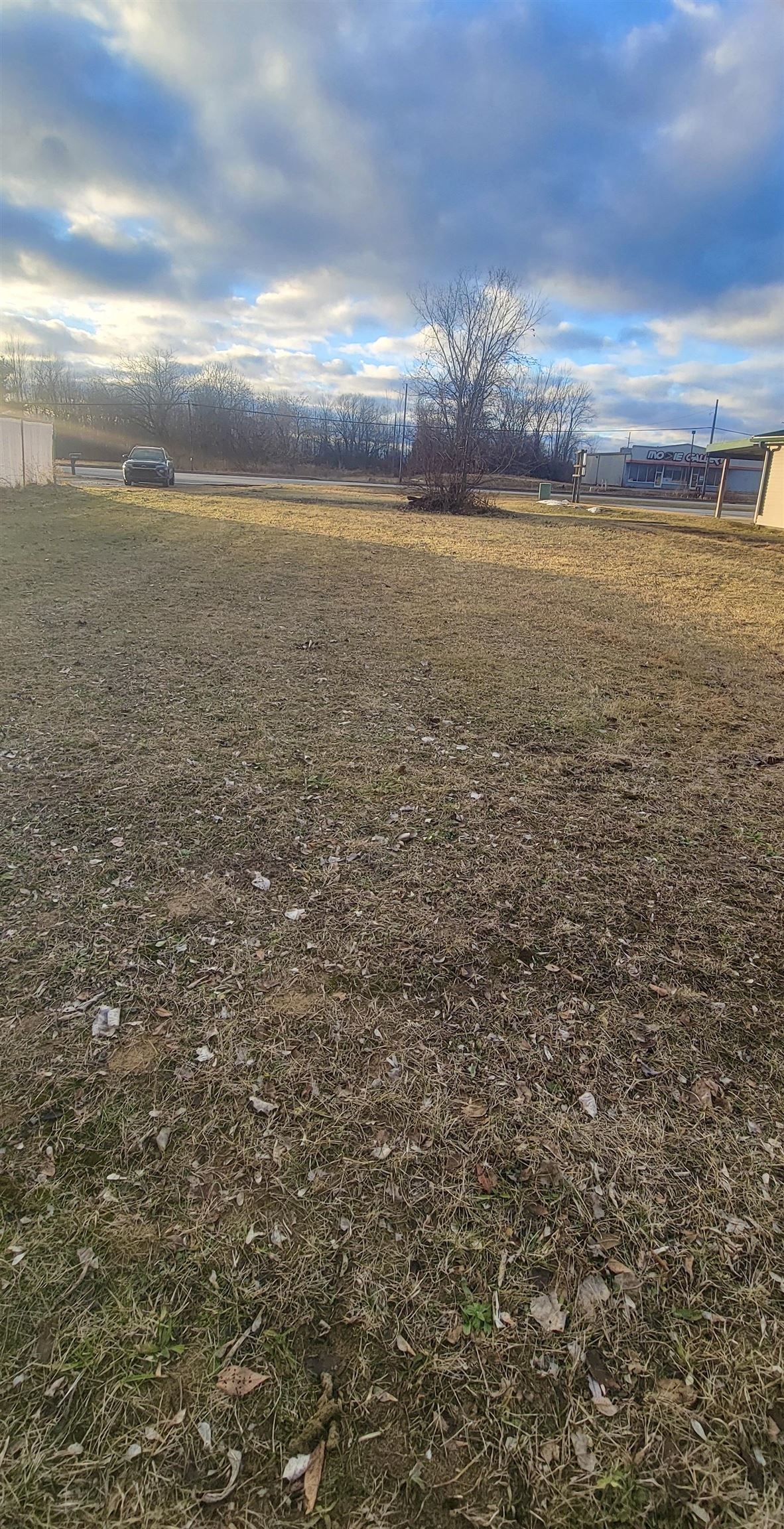 main property photo 9