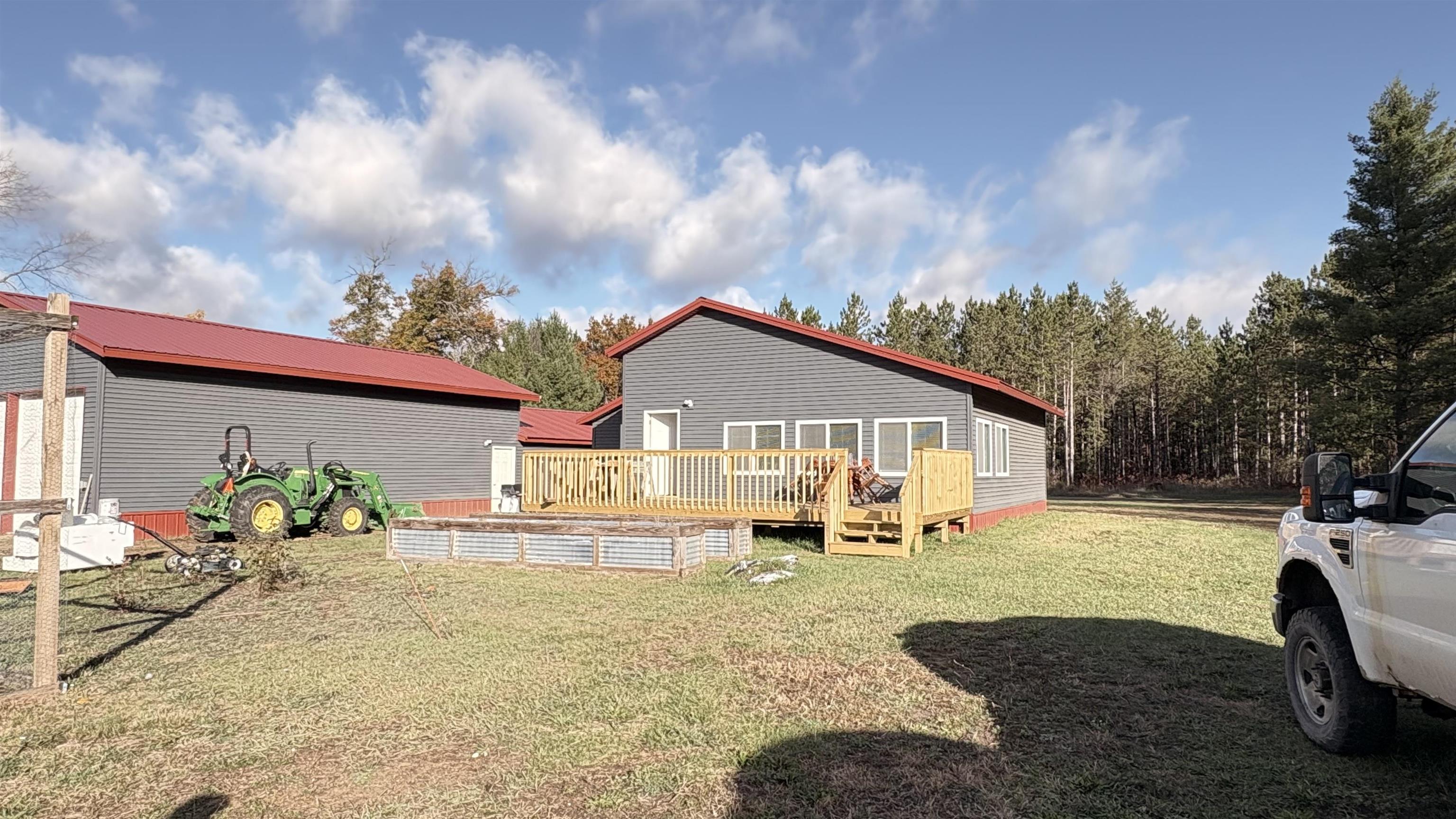 main property photo 43