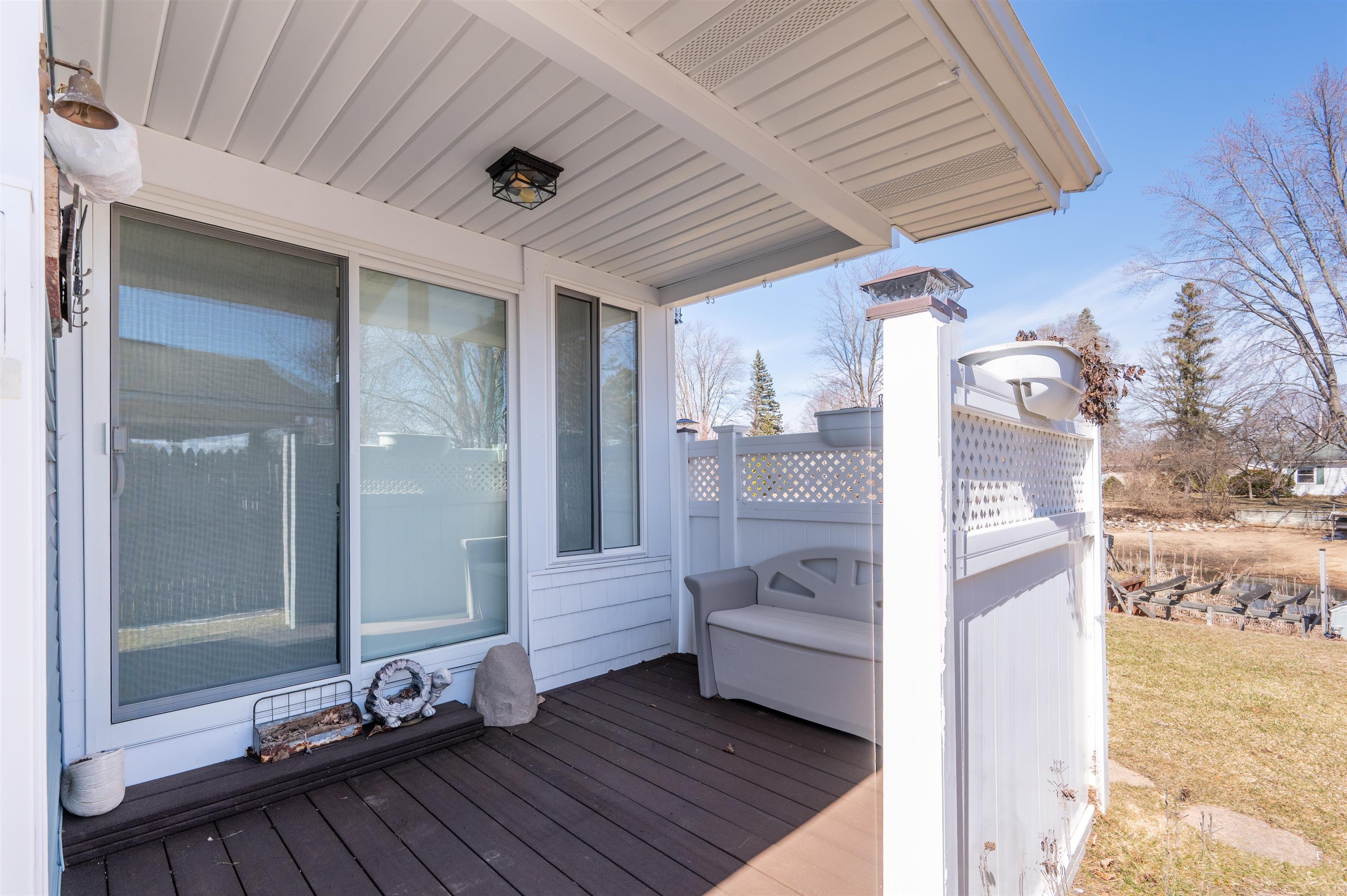 main property photo 50