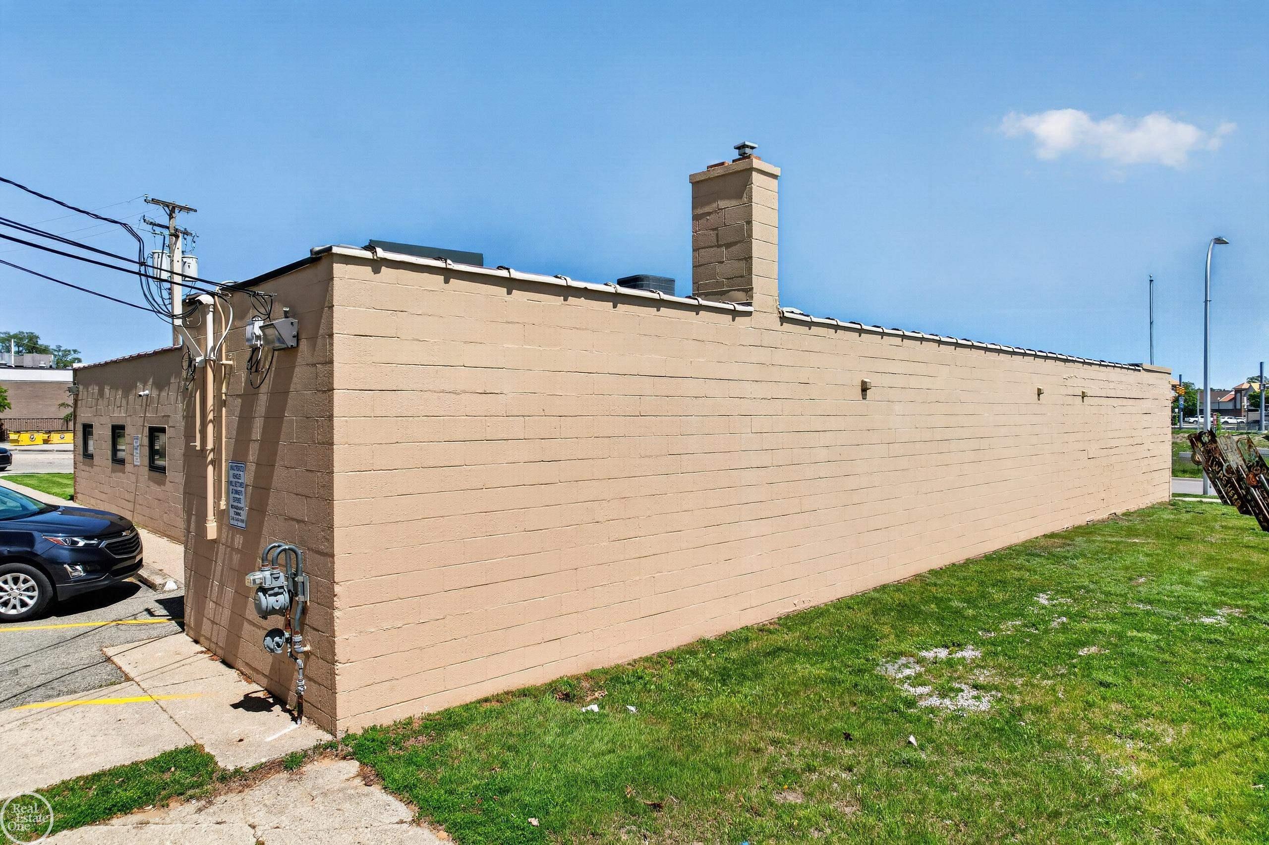 main property photo 42