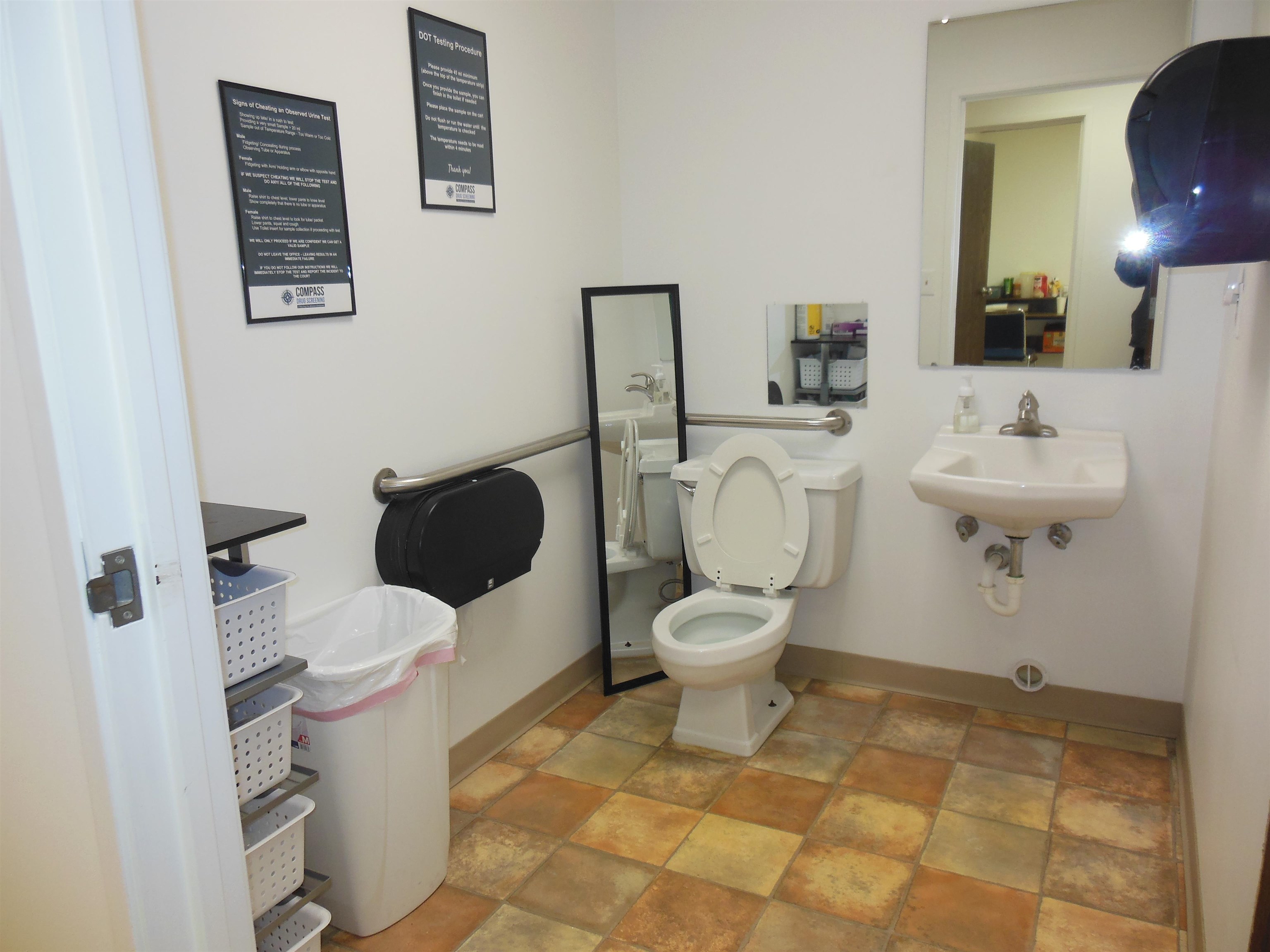 main property photo 13