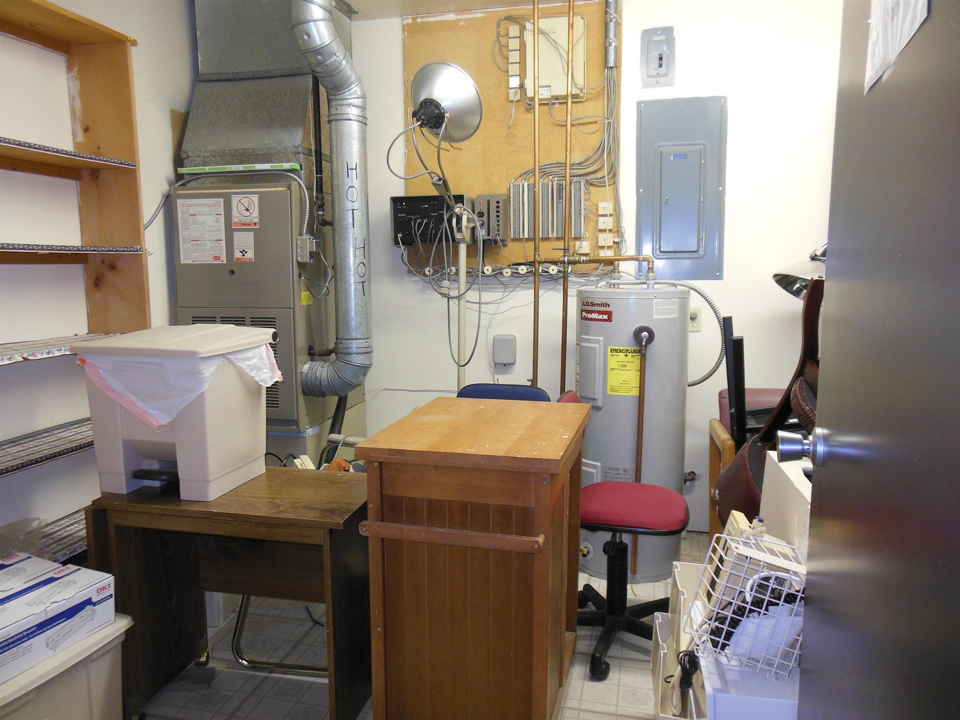 main property photo 25
