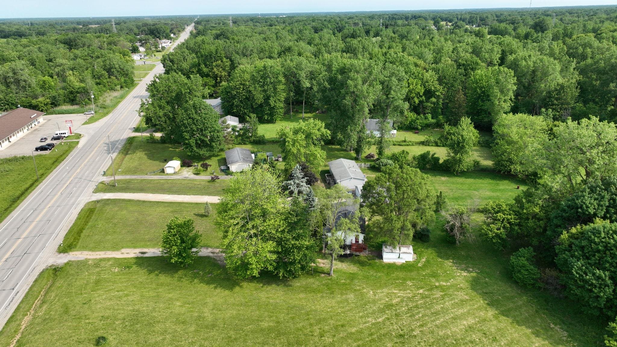 main property photo 34