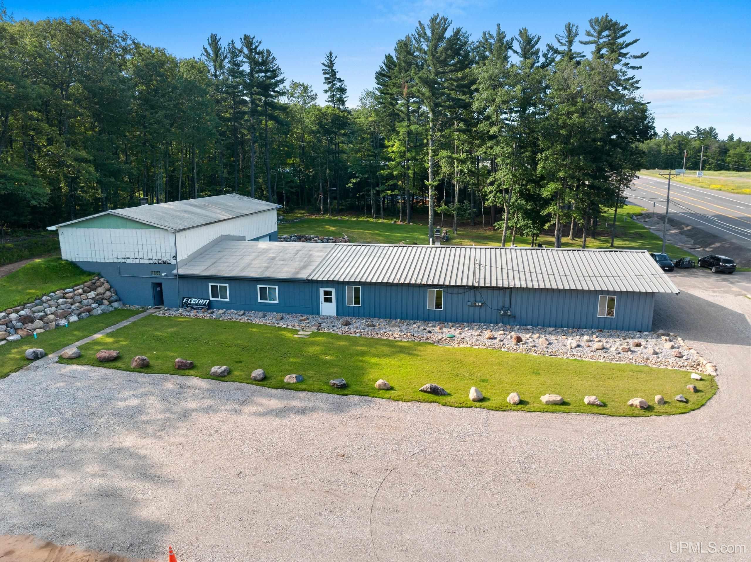 main property photo 54