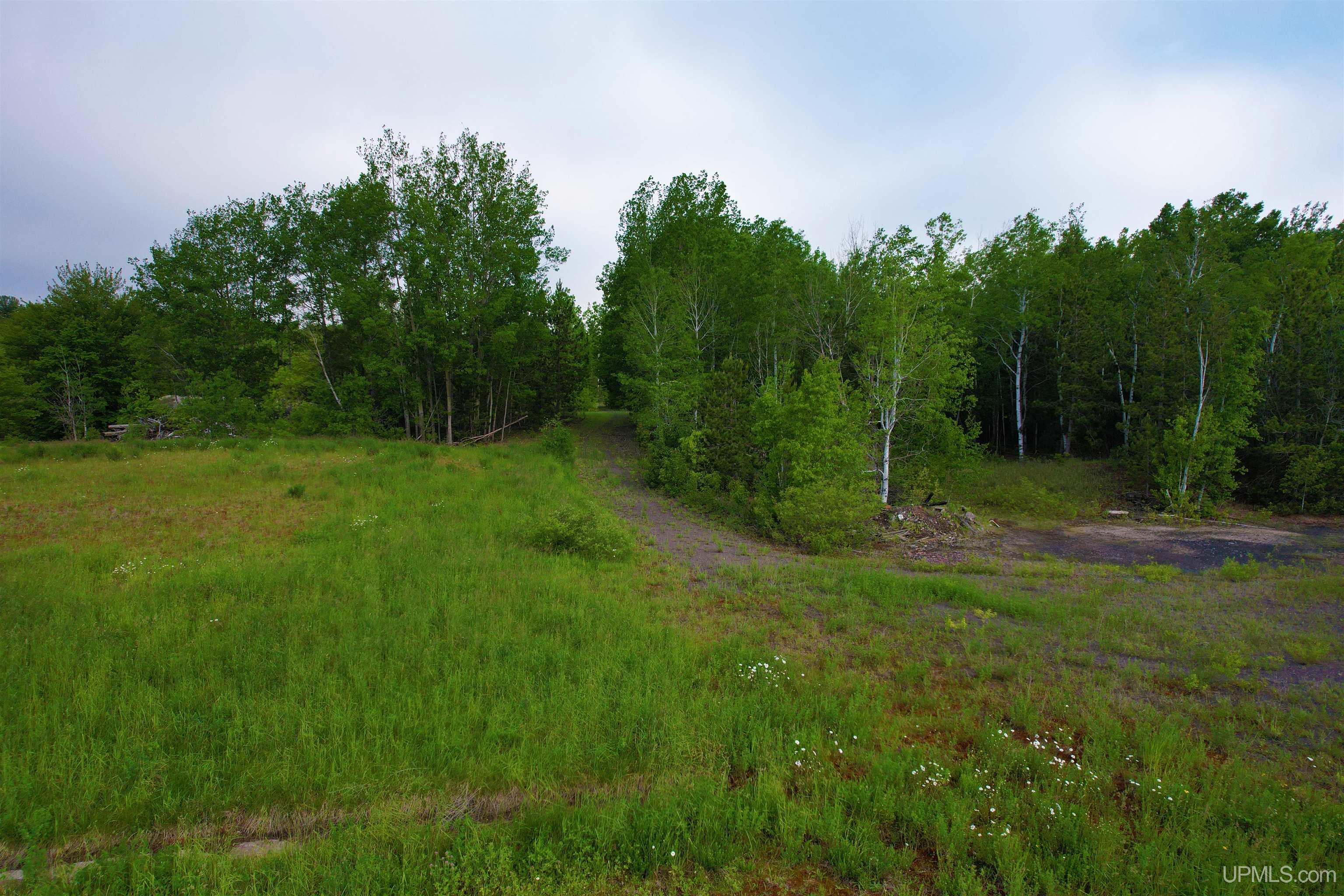 main property photo 26