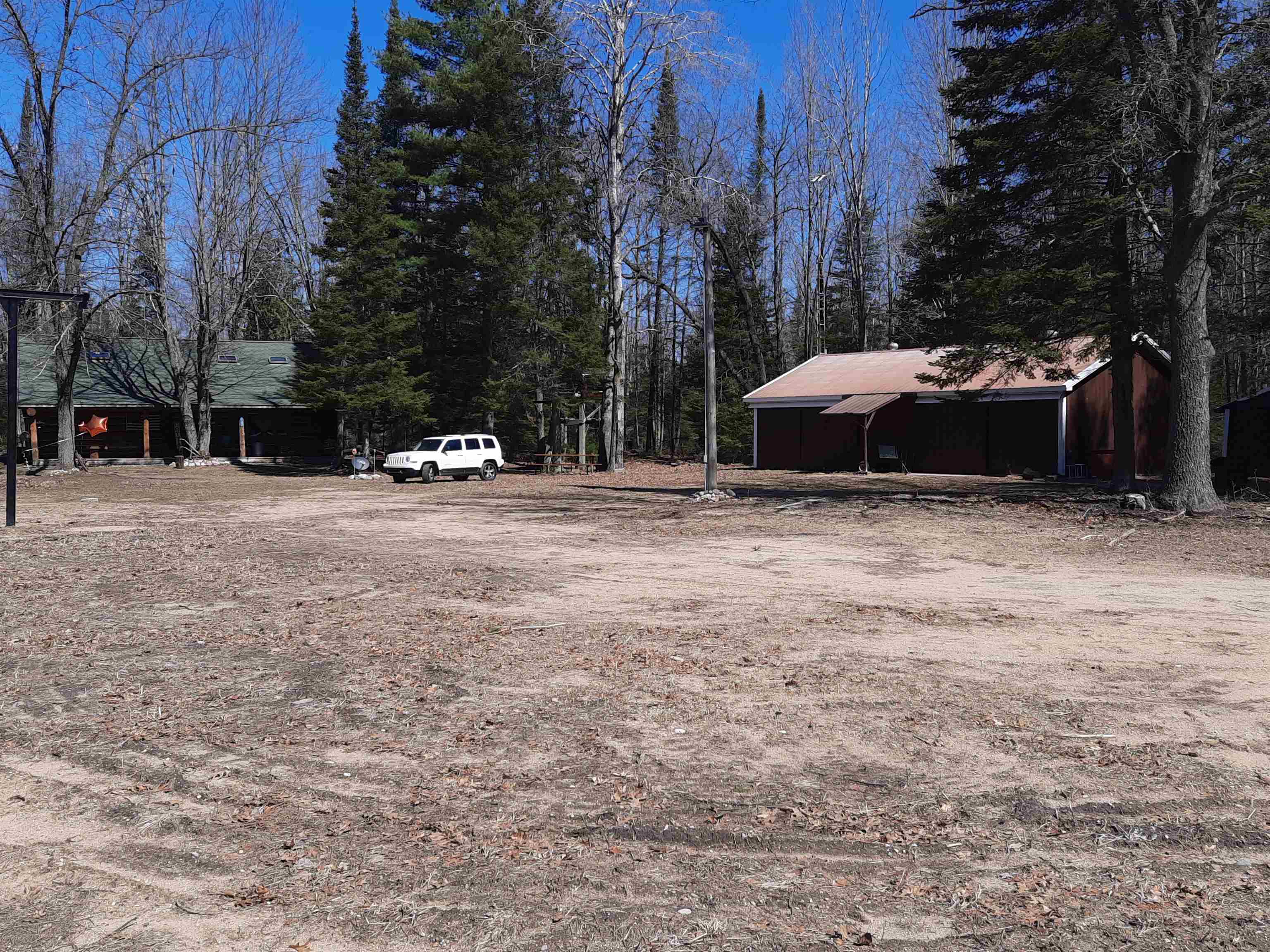 main property photo 24