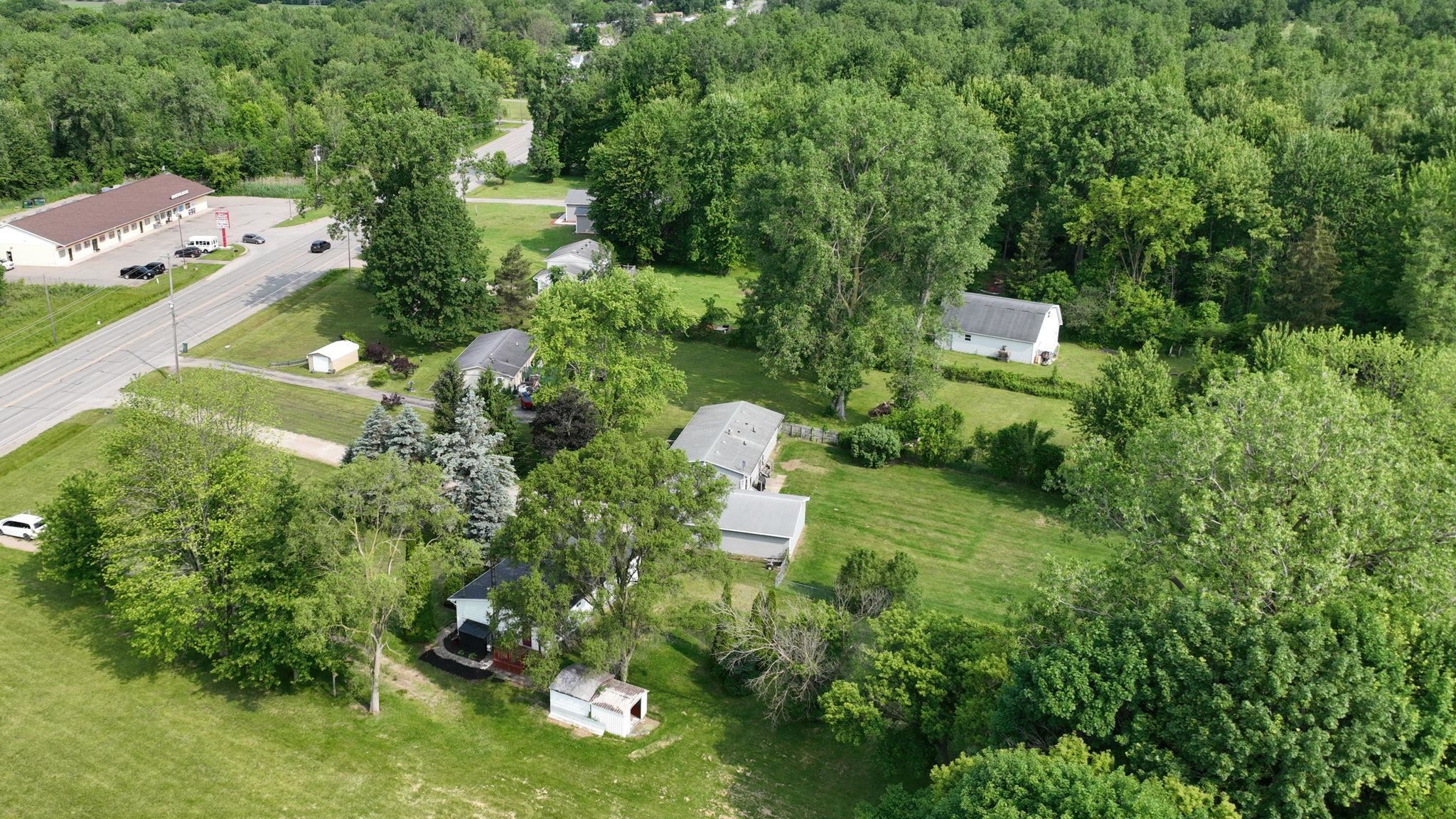 main property photo 8