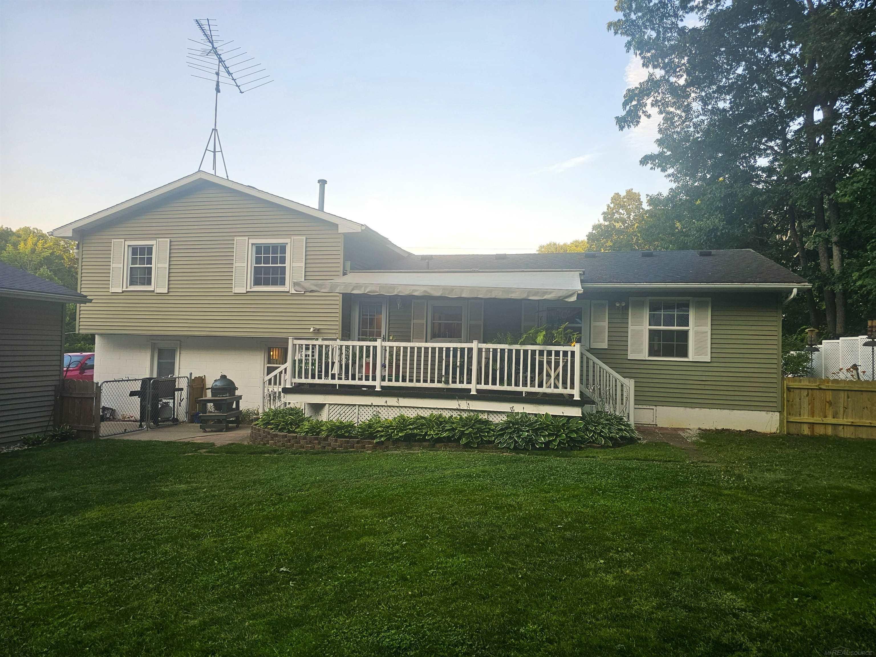 main property photo 26