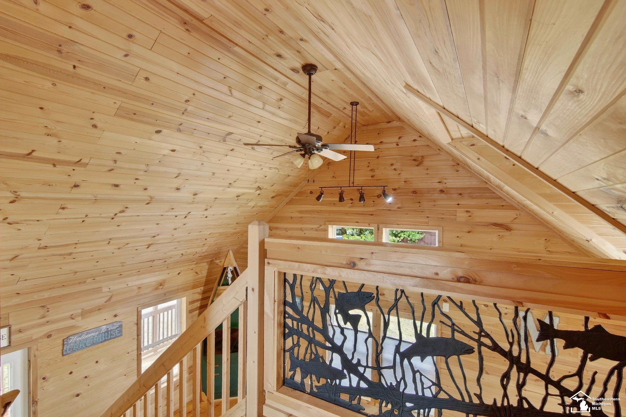 property viewer photo 16