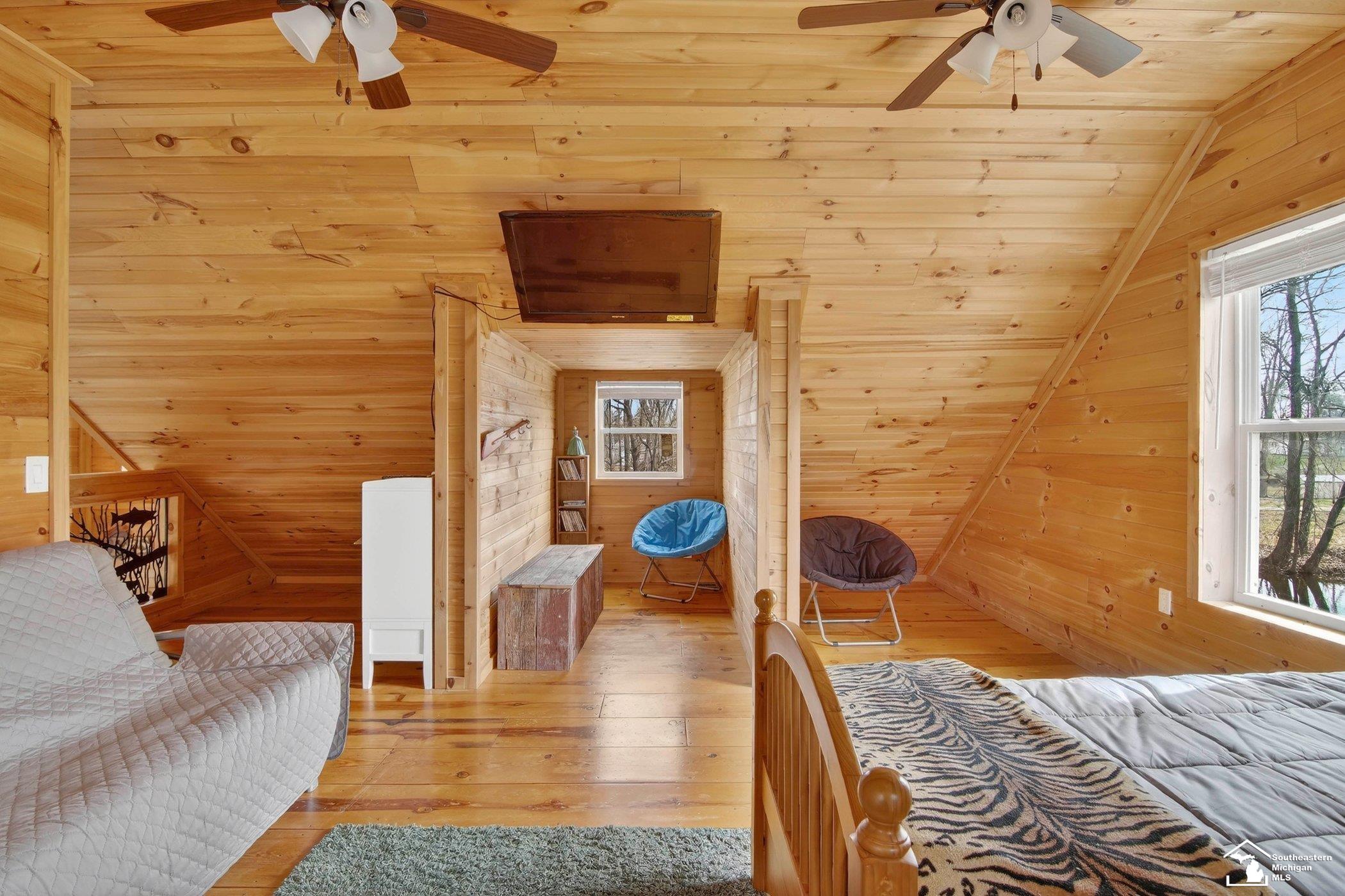 property viewer photo 19