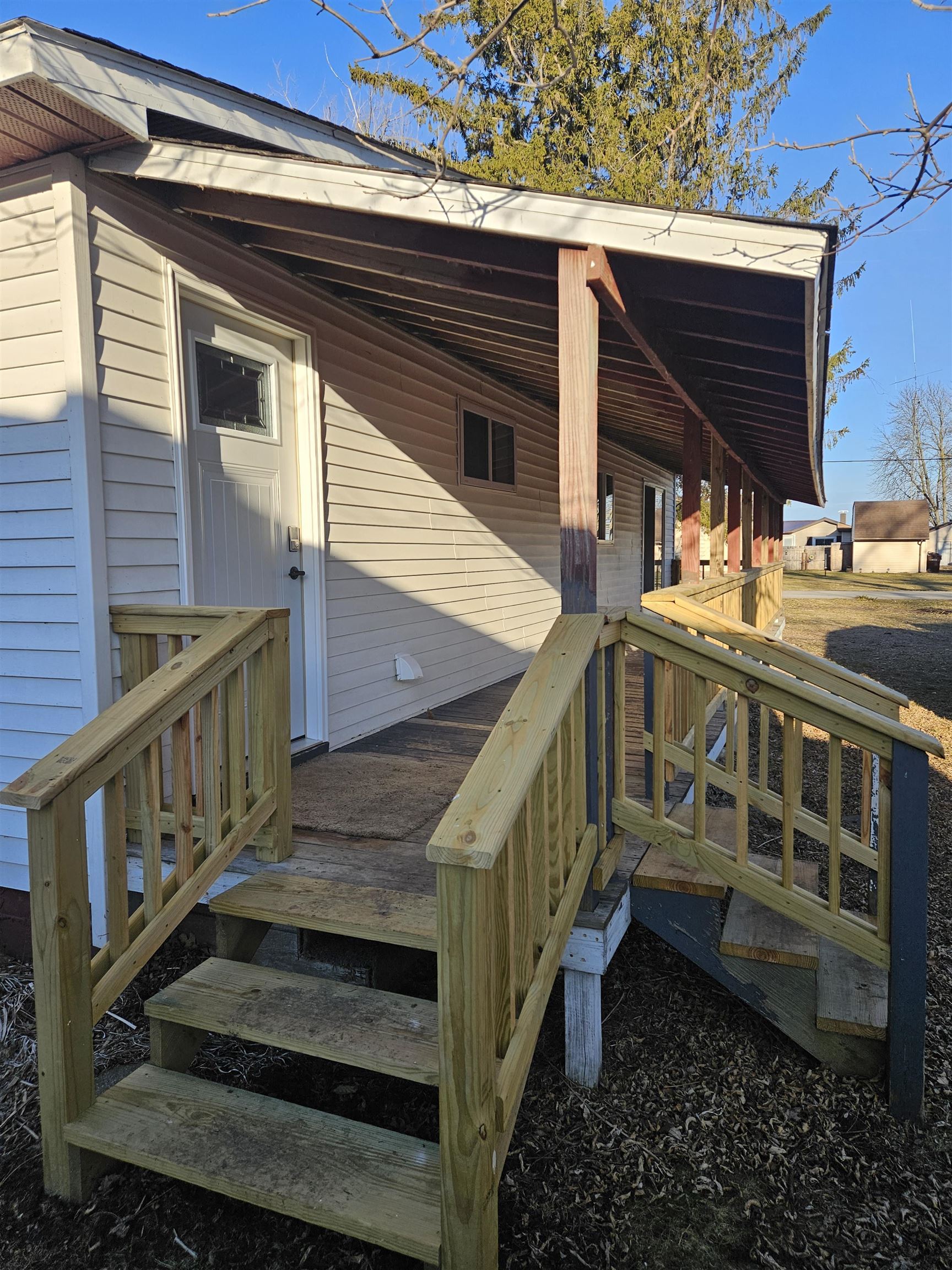main property photo 18