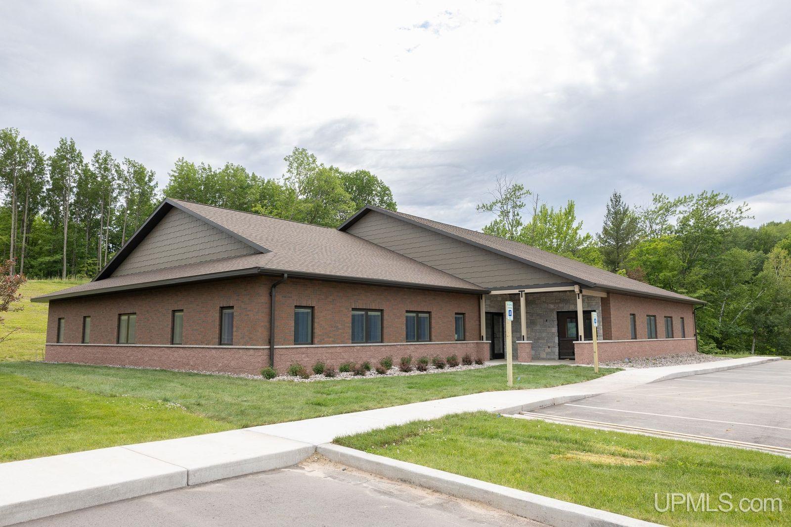 main property photo 0