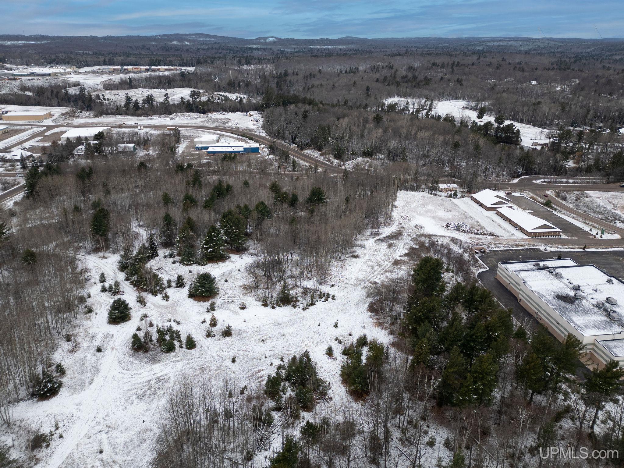 main property photo 24