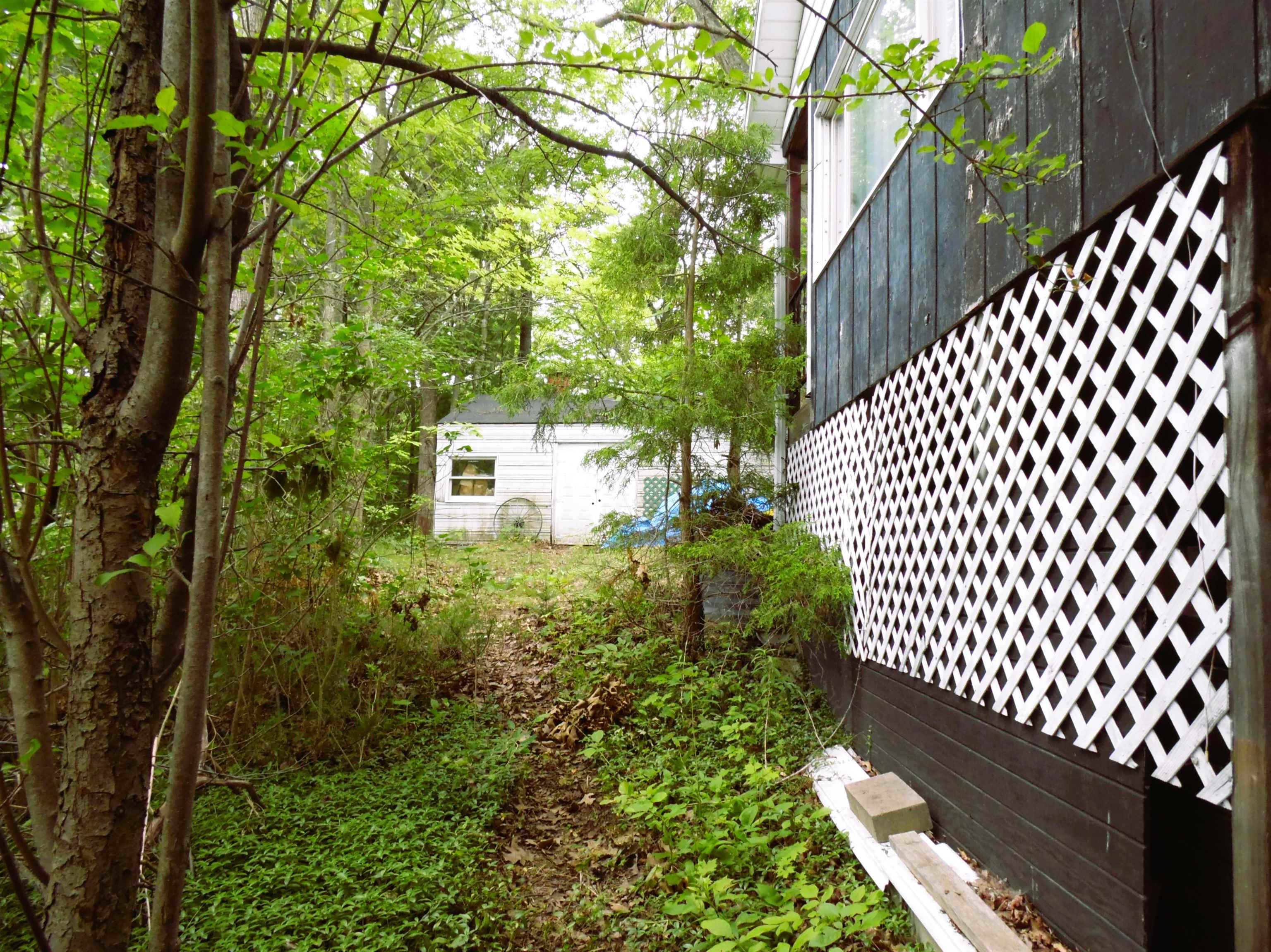 main property photo 37