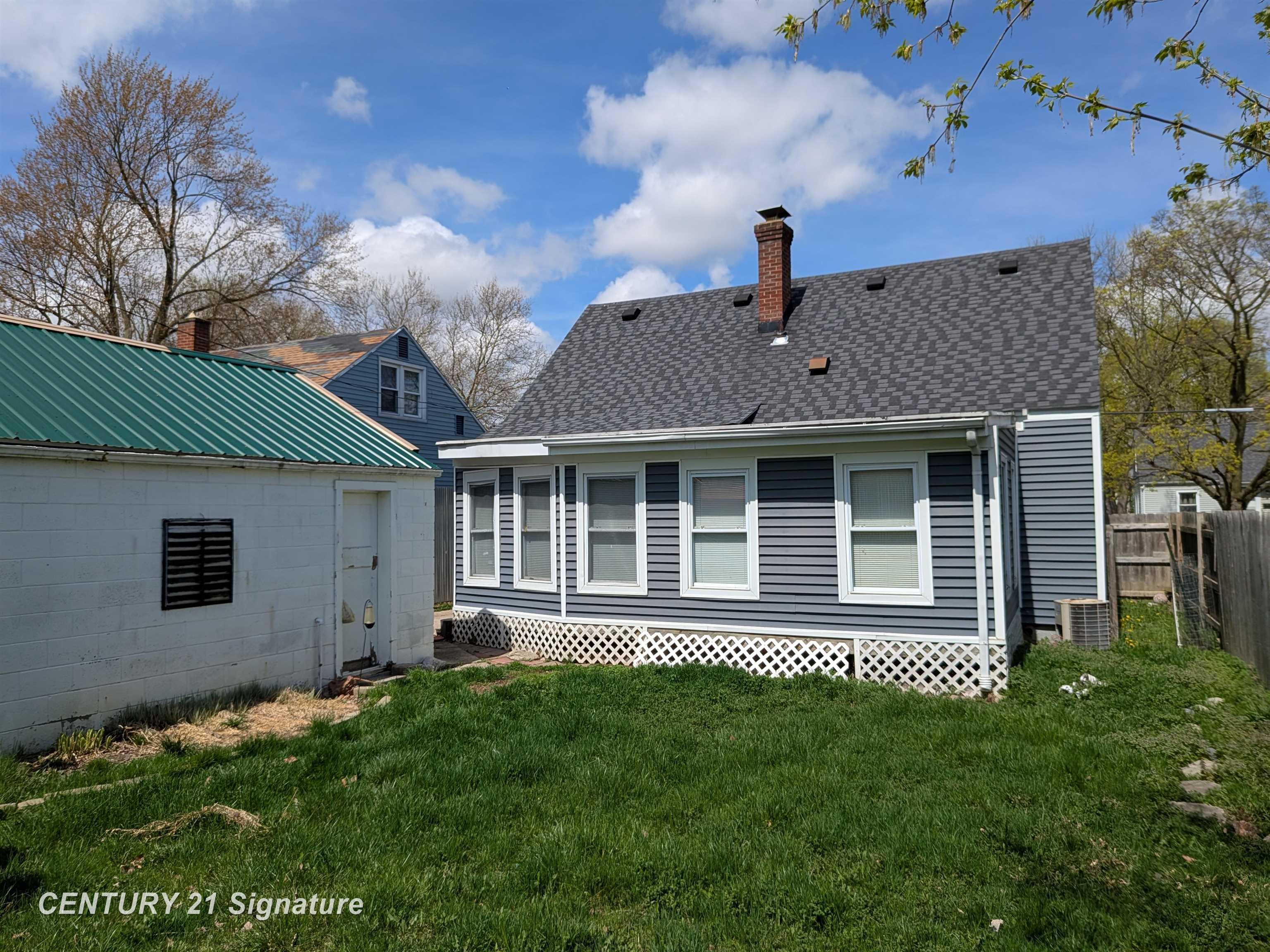 main property photo 13