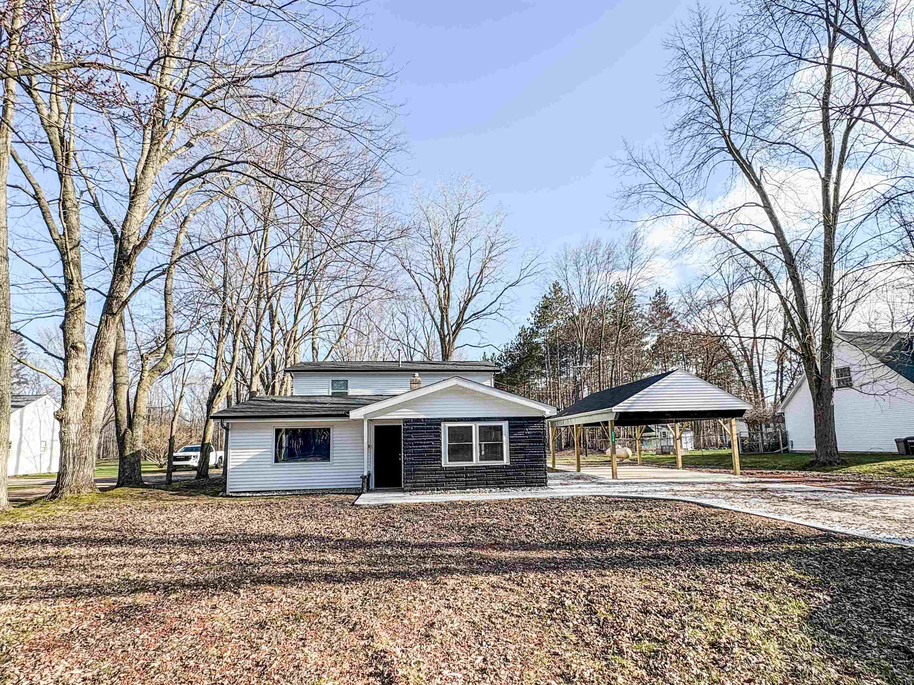 main property photo 48