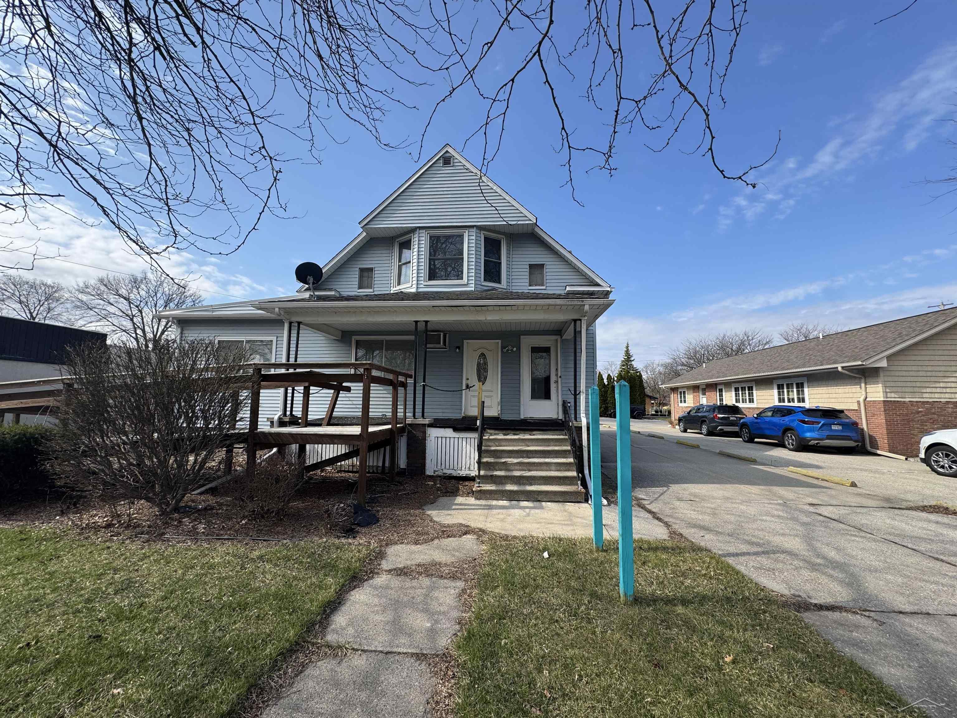main property photo 20