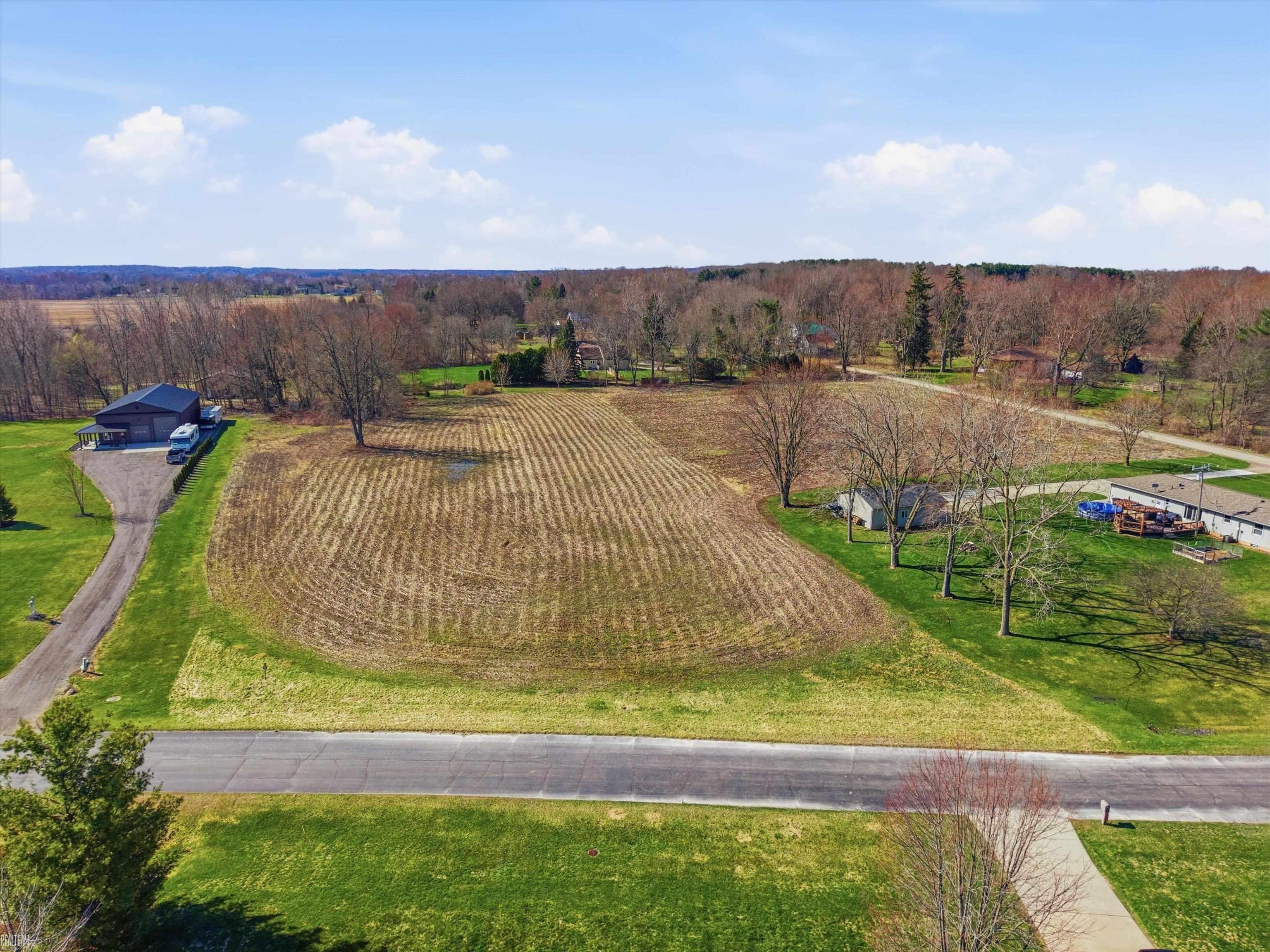 main property photo 5