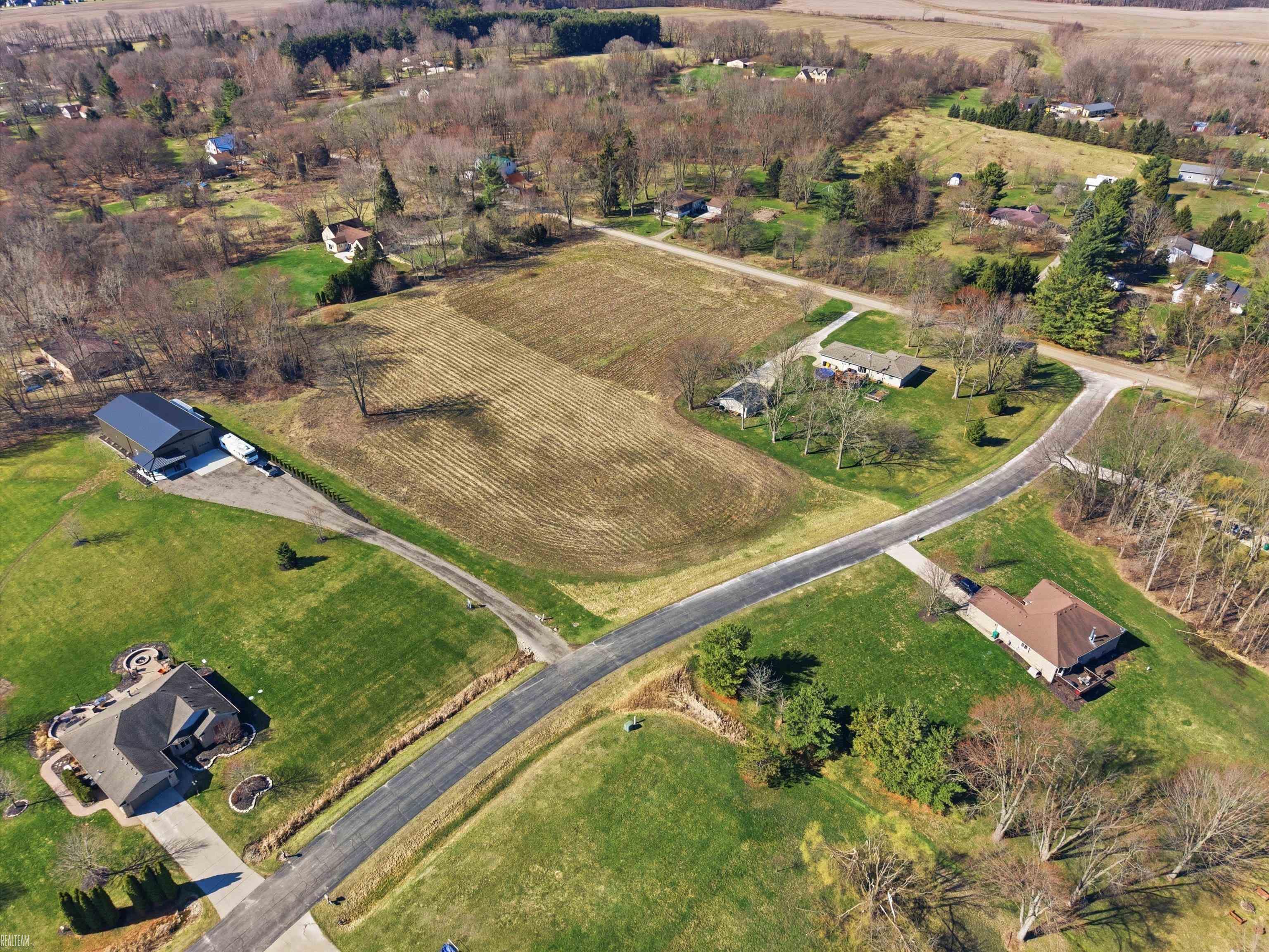 main property photo 12