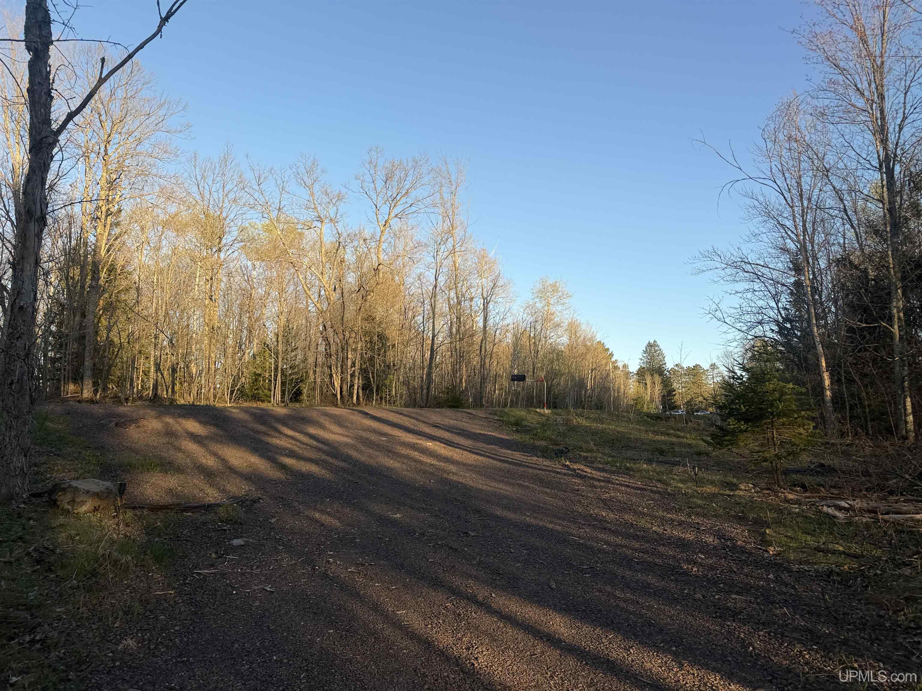 main property photo 18