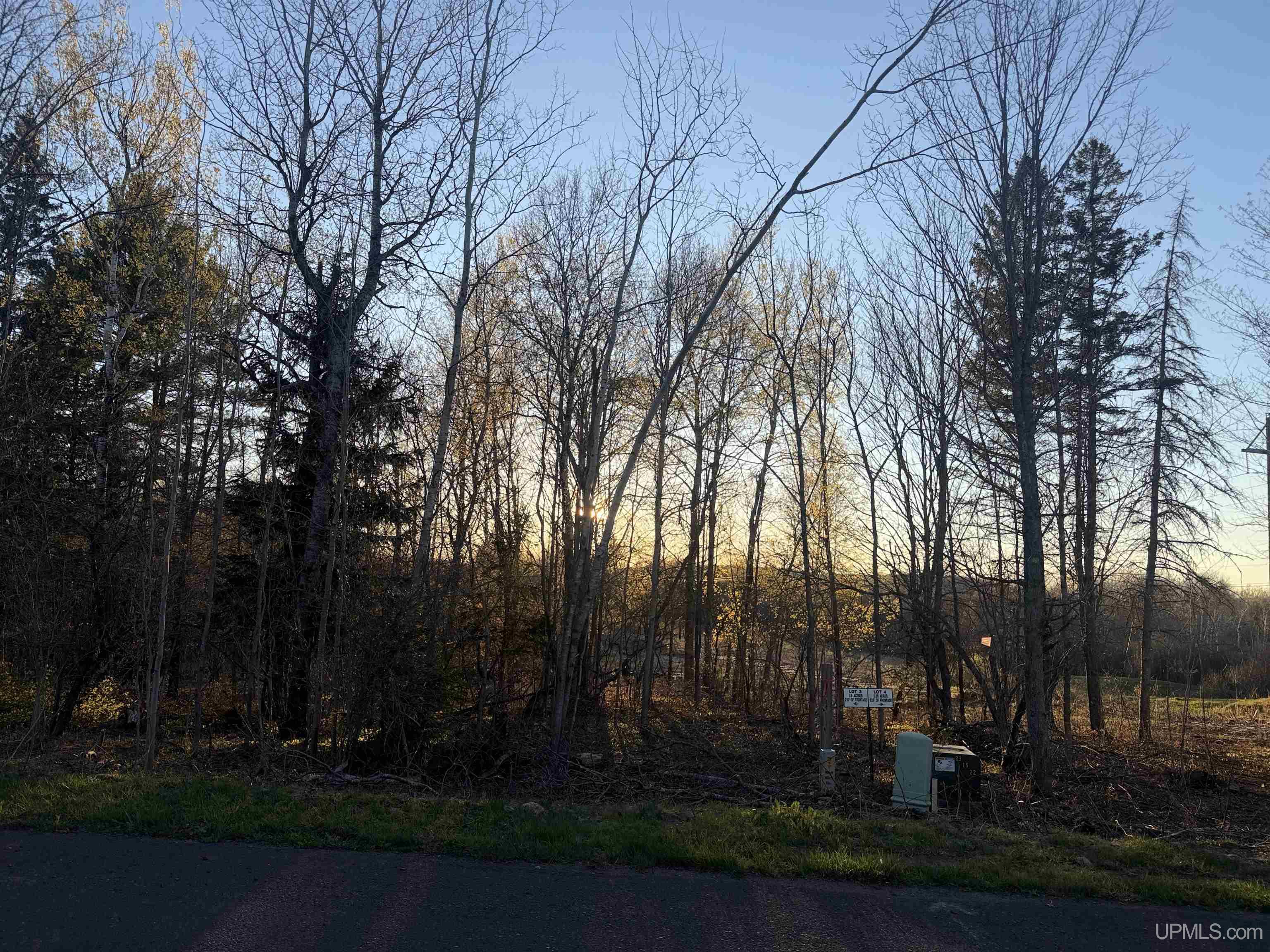 main property photo 19