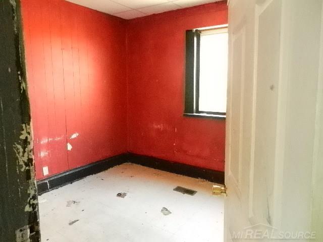 property viewer photo 18