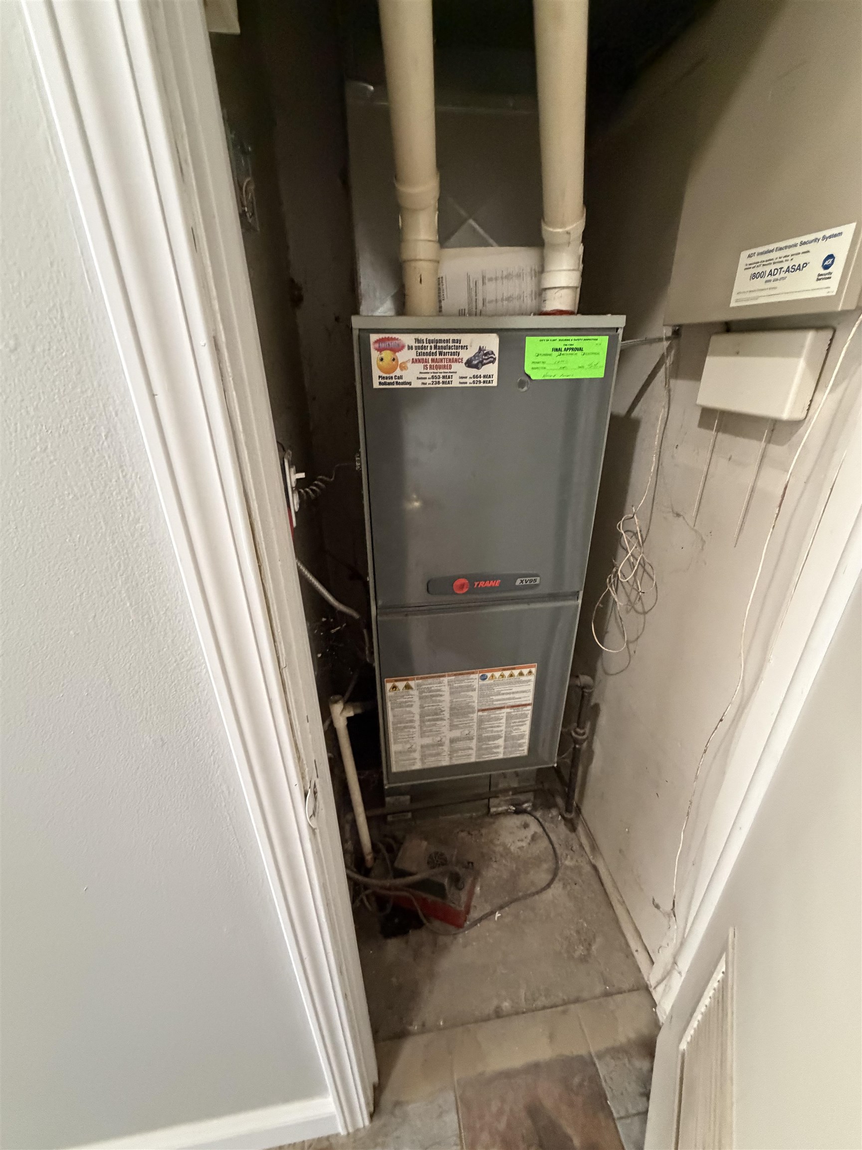 main property photo 17